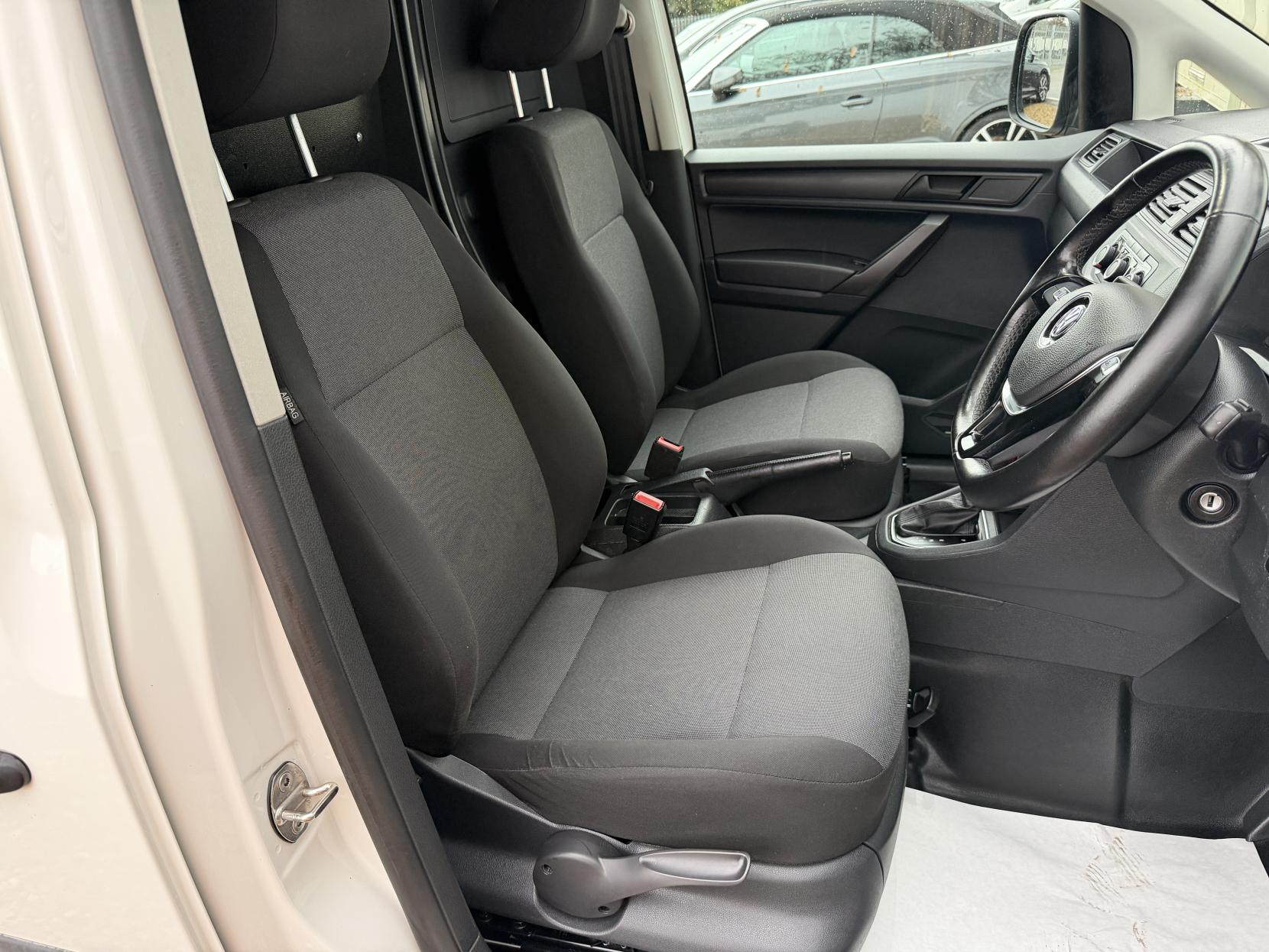 Volkswagen Caddy Maxi 2.0 TDI C20 Startline Panel Van 6dr Diesel DSG LWB Euro 6 (s/s) (102 ps)