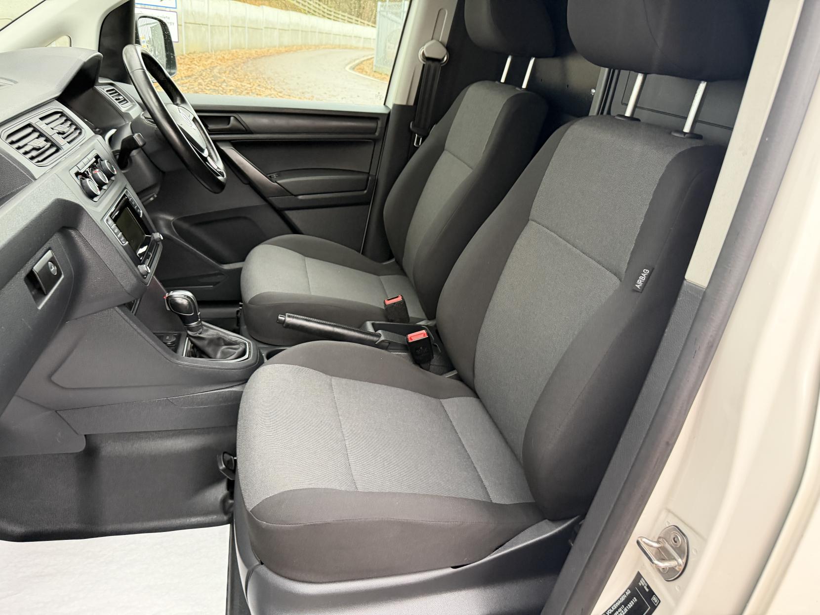 Volkswagen Caddy Maxi 2.0 TDI C20 Startline Panel Van 6dr Diesel DSG LWB Euro 6 (s/s) (102 ps)