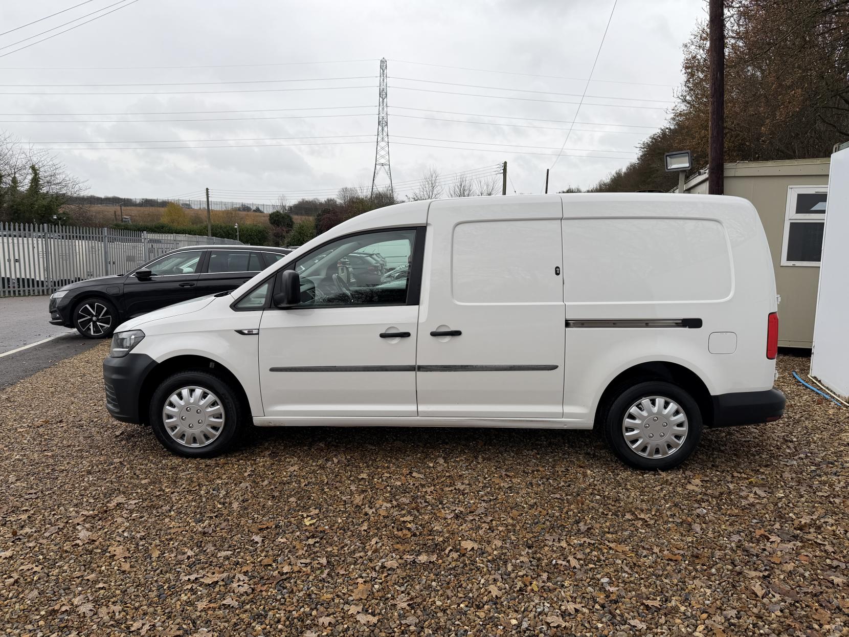 Volkswagen Caddy Maxi 2.0 TDI C20 Startline Panel Van 6dr Diesel DSG LWB Euro 6 (s/s) (102 ps)