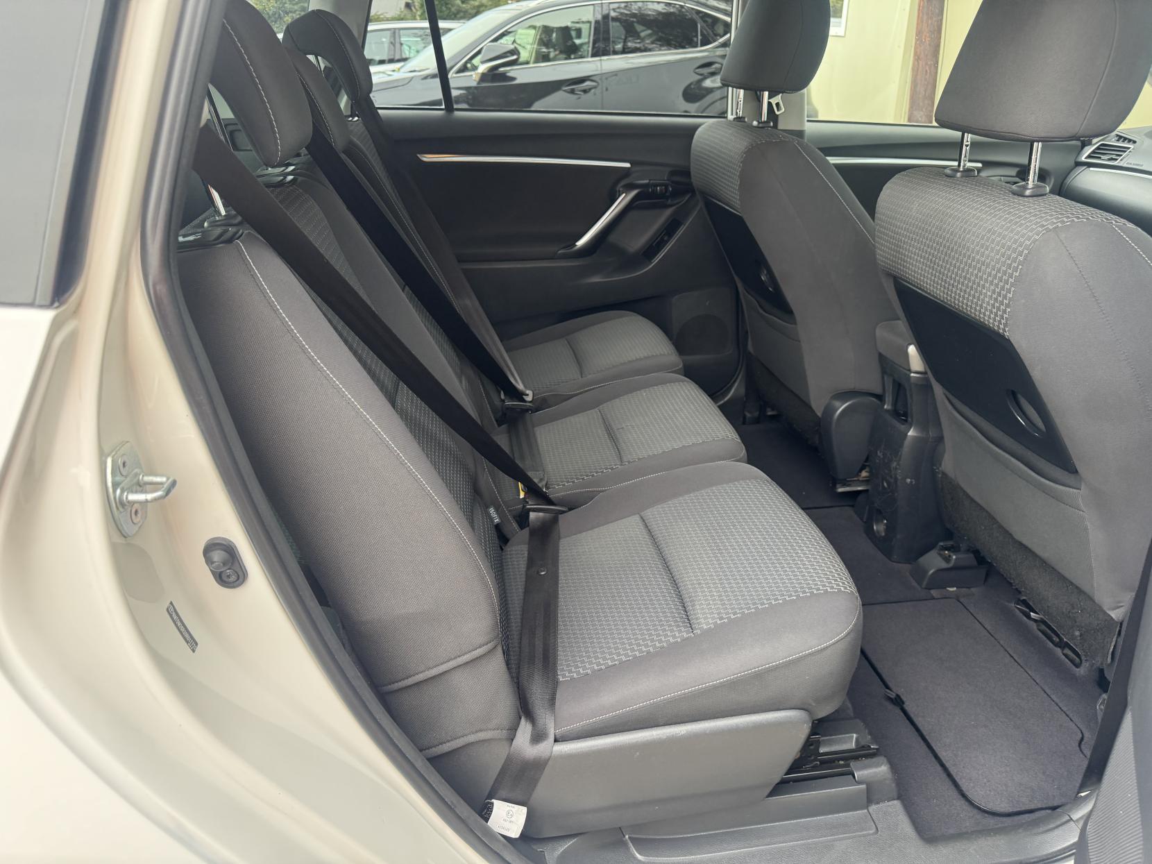 Toyota Verso 1.6 D-4D Trend MPV 5dr Diesel Manual Euro 5 (s/s) (110 bhp)