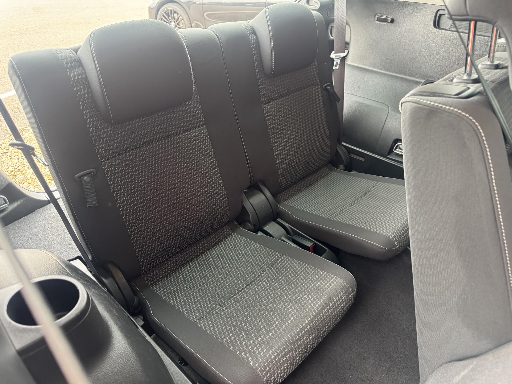 Toyota Verso 1.6 D-4D Trend MPV 5dr Diesel Manual Euro 5 (s/s) (110 bhp)