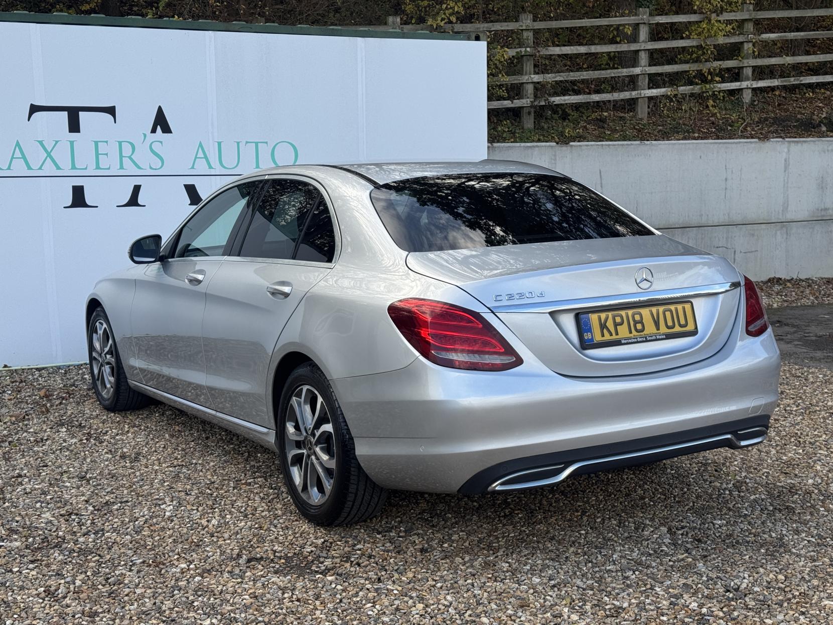 Mercedes-Benz C Class 2.1 C220d Sport Saloon 4dr Diesel G-Tronic+ Euro 6 (s/s) (170 ps)