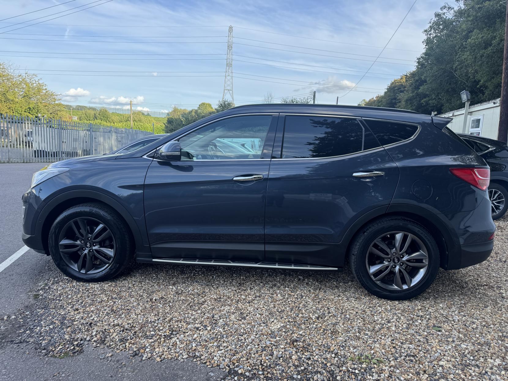 Hyundai Santa Fe 2.2 CRDi Premium SE SUV 5dr Diesel Auto 4WD Euro 5 (7 seat) (194 bhp)