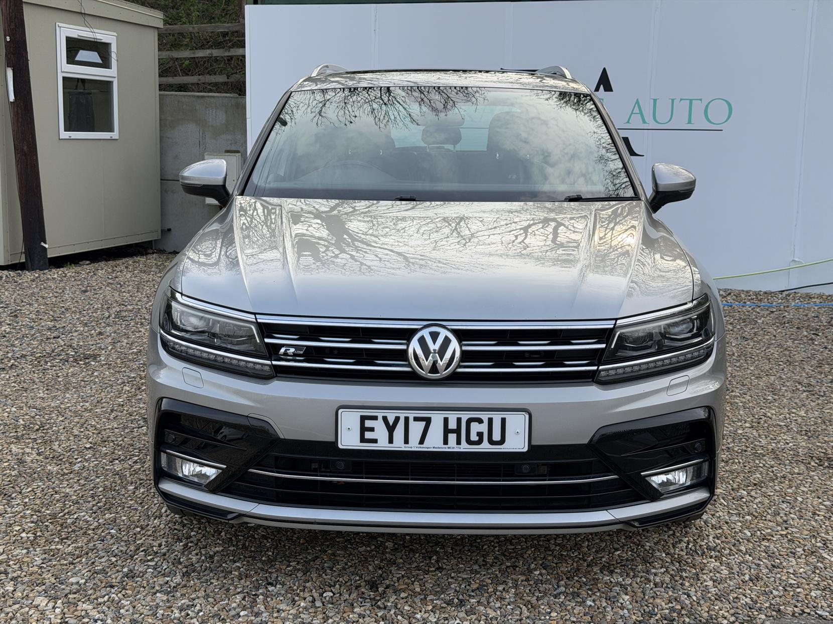 Volkswagen Tiguan 2.0 TDI BlueMotion Tech R-Line SUV 5dr Diesel Manual 4Motion Euro 6 (s/s) (150 ps)