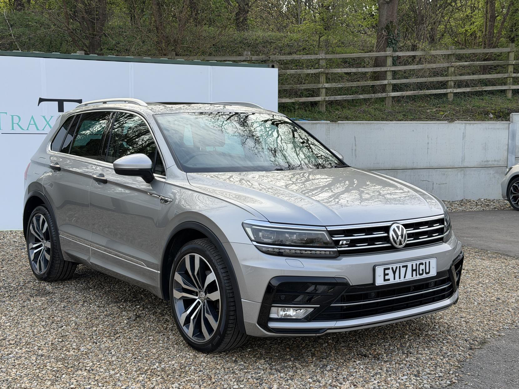 Volkswagen Tiguan 2.0 TDI BlueMotion Tech R-Line SUV 5dr Diesel Manual 4Motion Euro 6 (s/s) (150 ps)