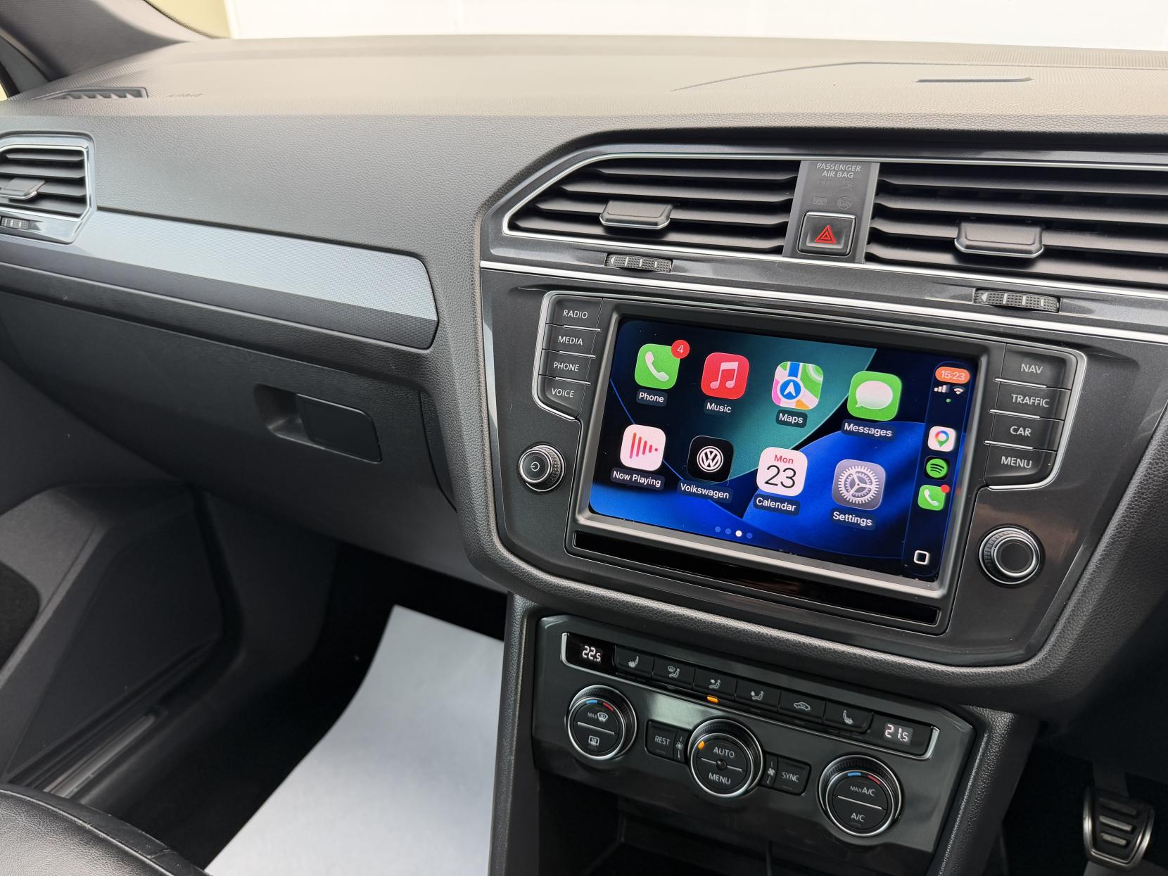 Volkswagen Tiguan 2.0 TDI BlueMotion Tech R-Line SUV 5dr Diesel Manual 4Motion Euro 6 (s/s) (150 ps)