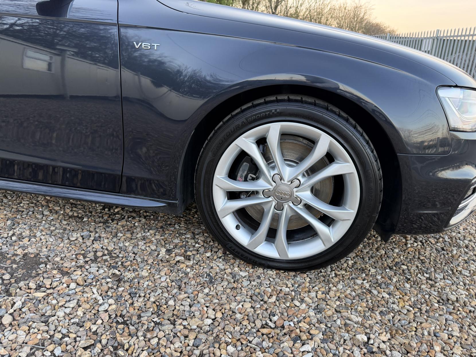 Audi S4 Avant 3.0 TFSI V6 Estate 5dr Petrol S Tronic quattro Euro 6 (s/s) (Nav) (333 ps)