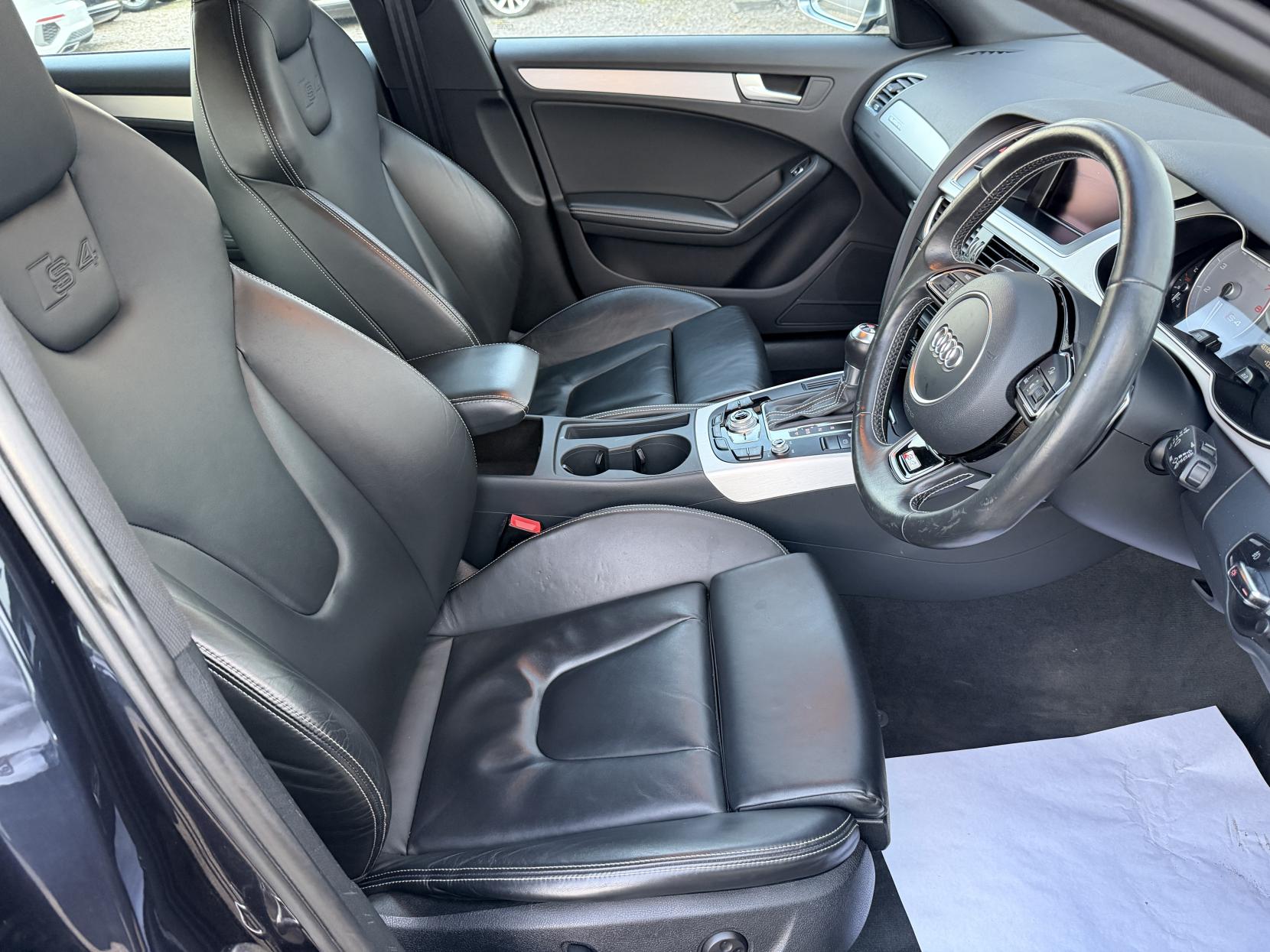 Audi S4 Avant 3.0 TFSI V6 Estate 5dr Petrol S Tronic quattro Euro 6 (s/s) (Nav) (333 ps)