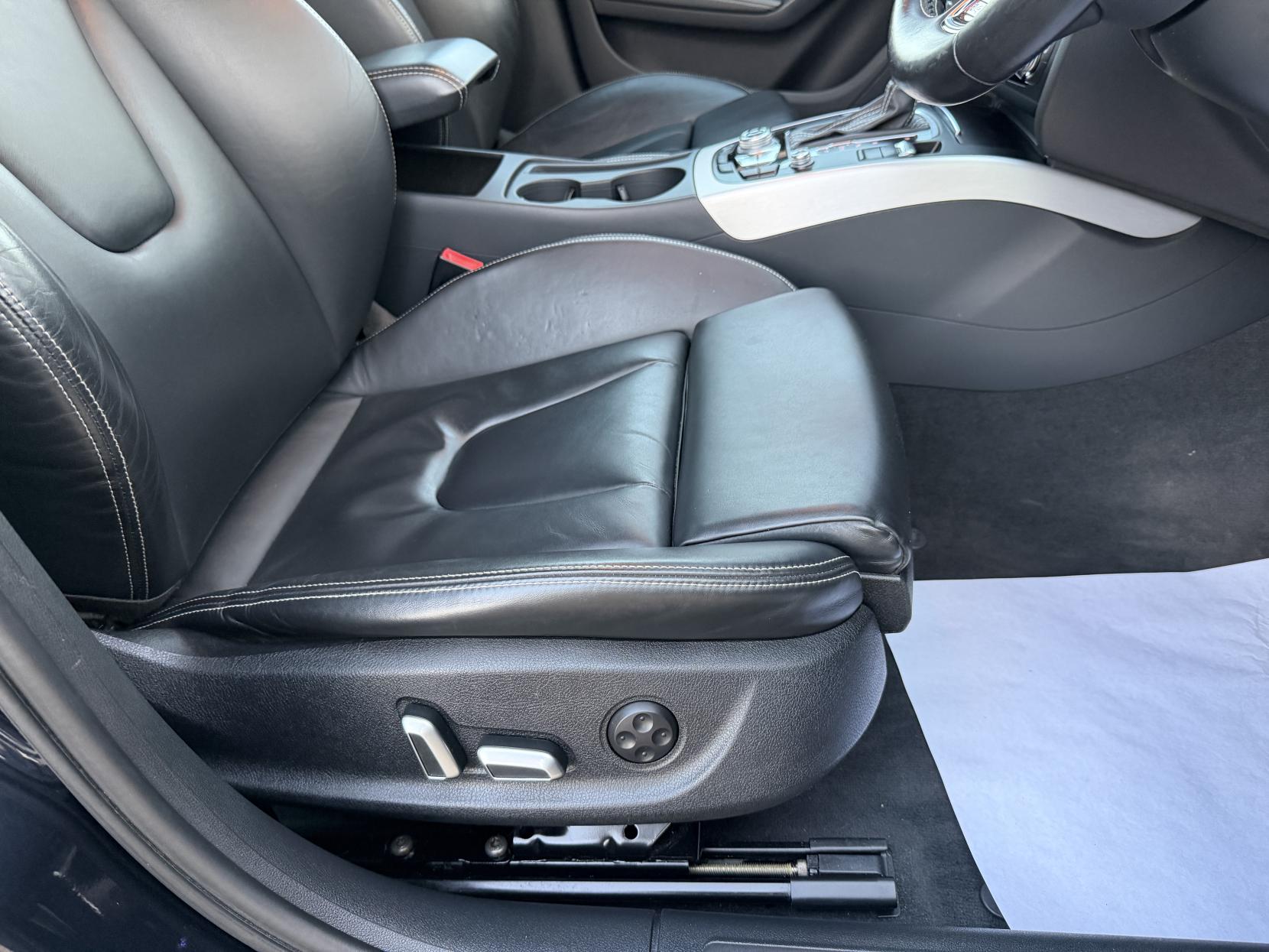 Audi S4 Avant 3.0 TFSI V6 Estate 5dr Petrol S Tronic quattro Euro 6 (s/s) (Nav) (333 ps)