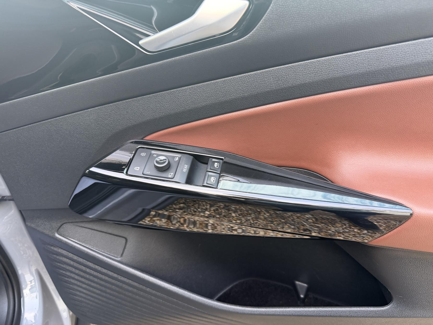 Volkswagen ID.4 Pro Performance 77kWh Life SUV 5dr Electric Auto (204 ps)