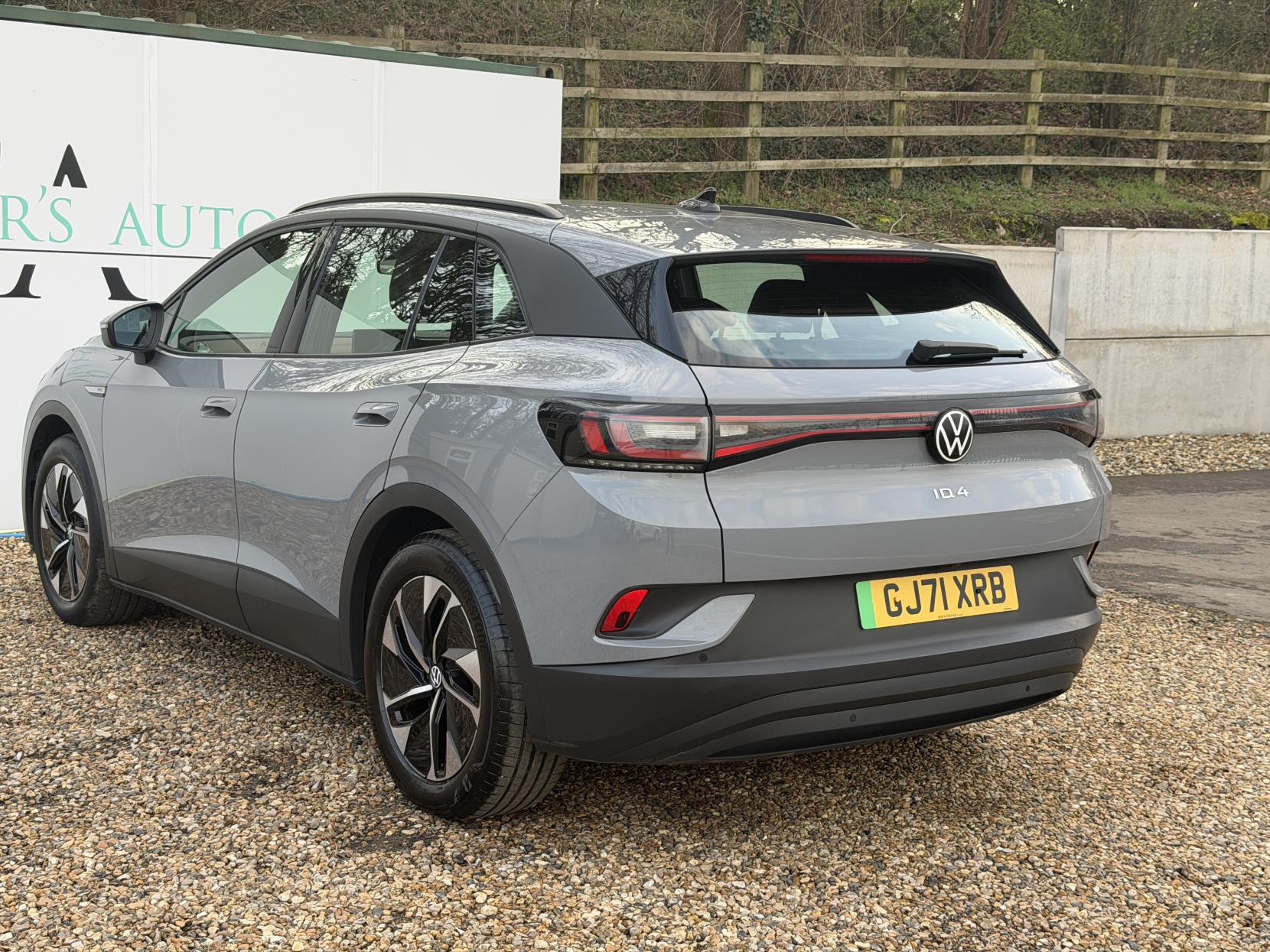 Volkswagen ID.4 Pro Performance 77kWh Life SUV 5dr Electric Auto (204 ps)