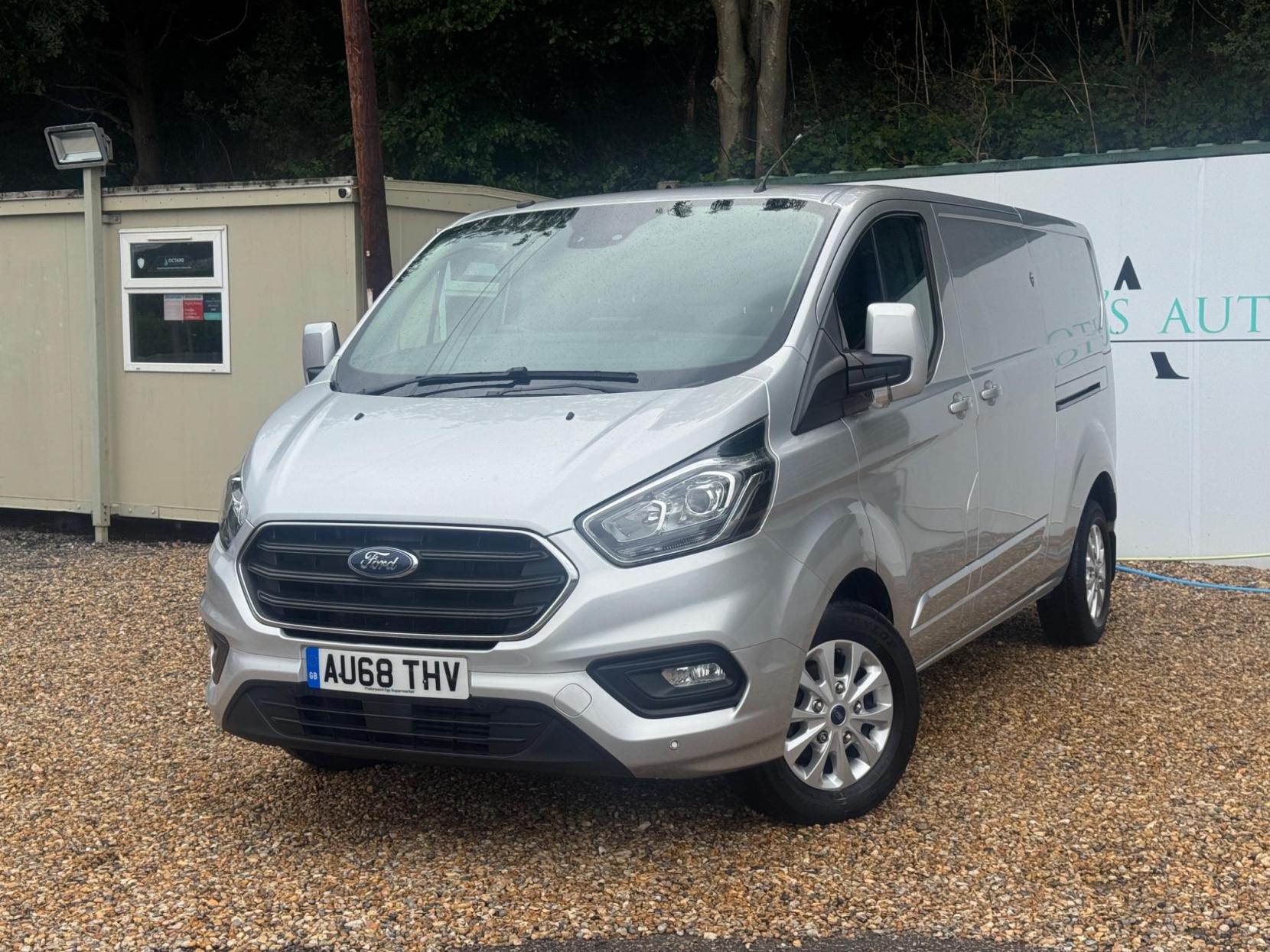Ford Transit Custom 2.0 300 EcoBlue Limited L2 H1 Euro 6 5dr