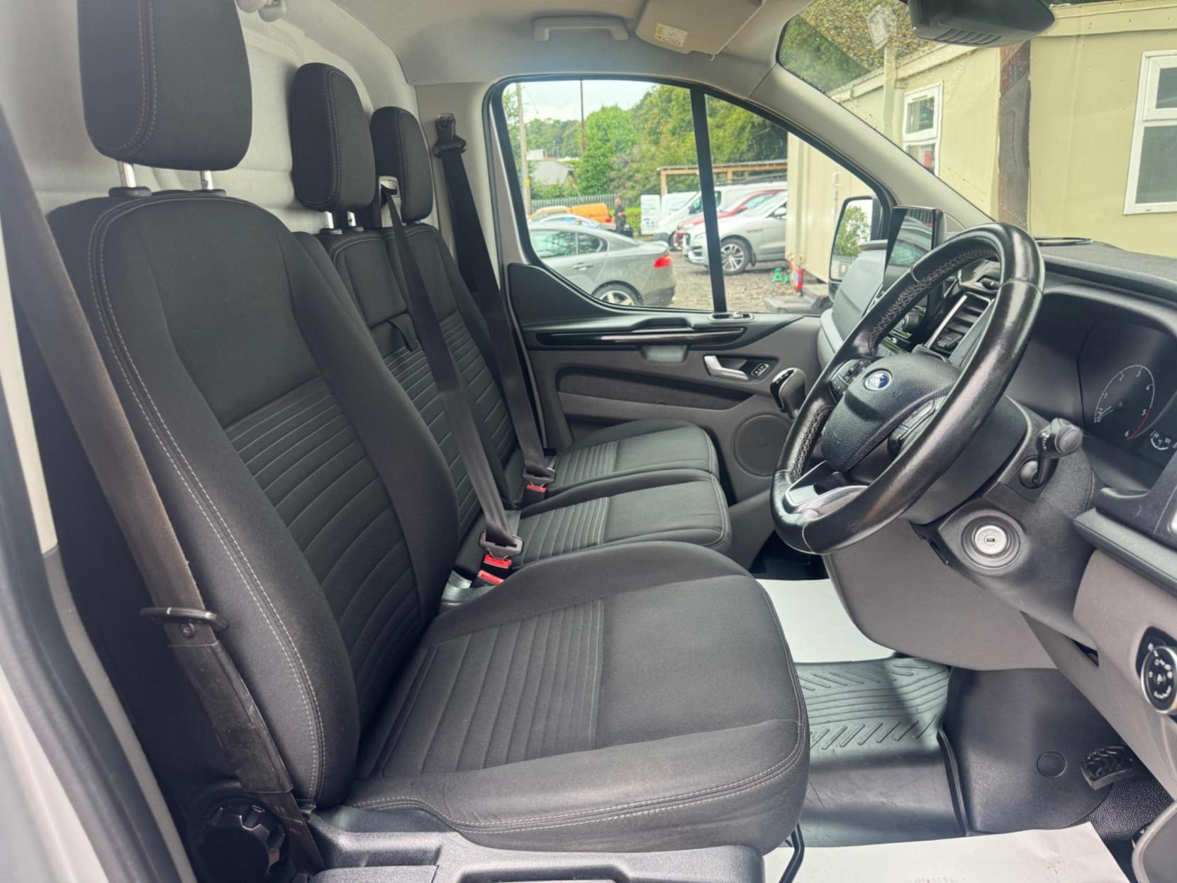 Ford Transit Custom 2.0 300 EcoBlue Limited L2 H1 Euro 6 5dr