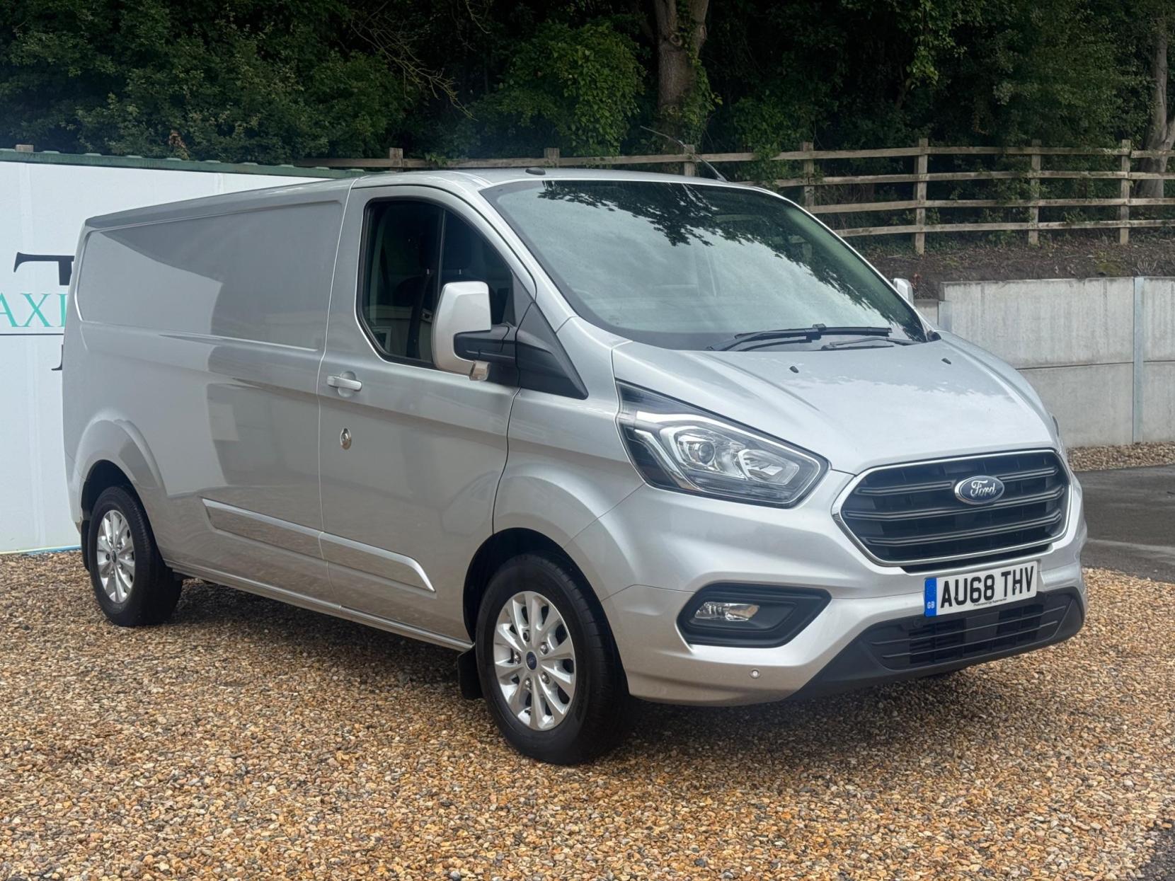 Ford Transit Custom 2.0 300 EcoBlue Limited L2 H1 Euro 6 5dr