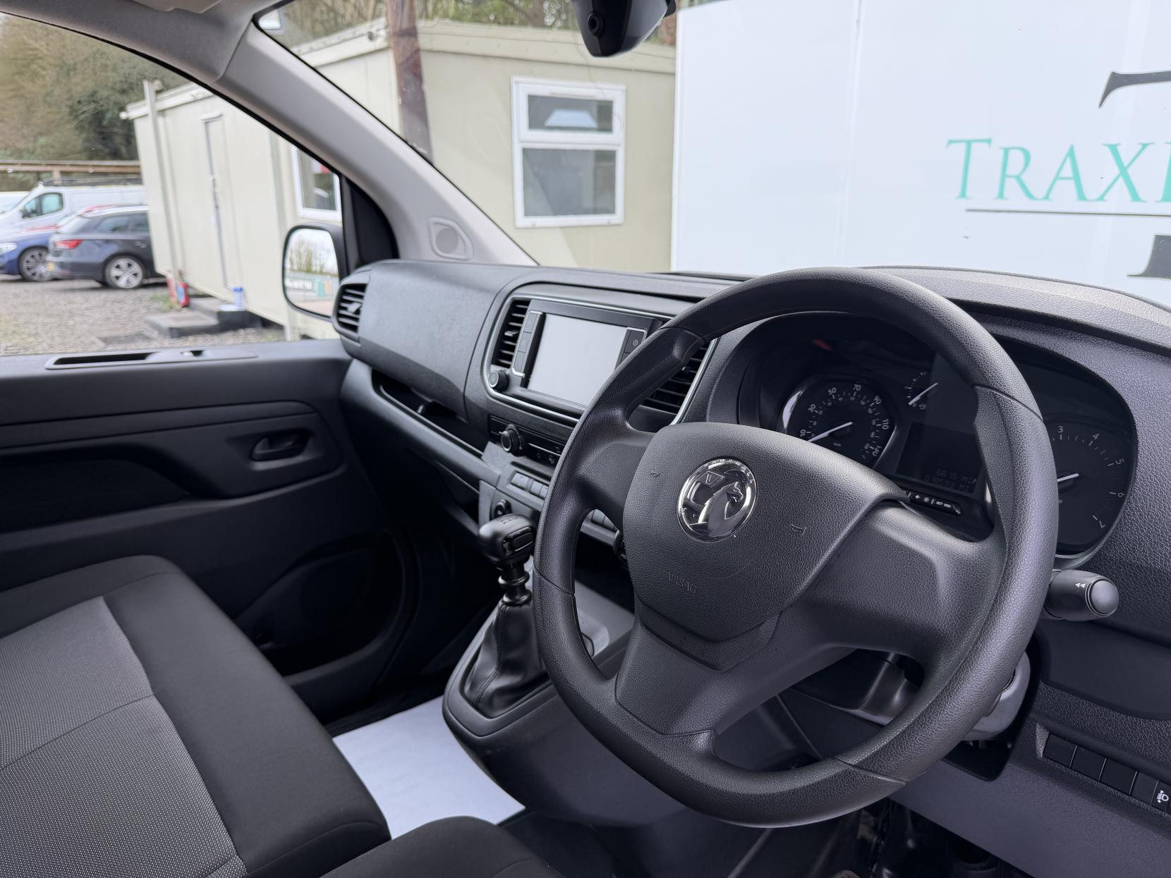 Vauxhall Vivaro 1.5 Turbo D 2900 Prime Panel Van 6dr Diesel Manual L1 H1 Euro 6 (s/s) (100 ps)