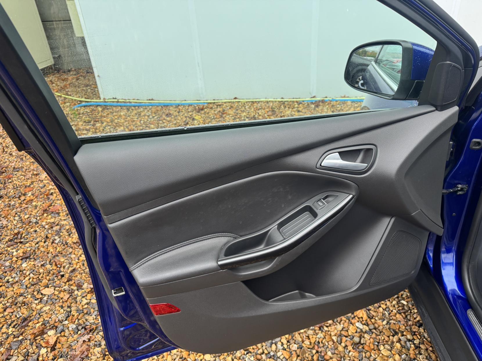 Ford Focus 1.0T EcoBoost Titanium X Hatchback 5dr Petrol Auto Euro 6 (s/s) (125 ps)