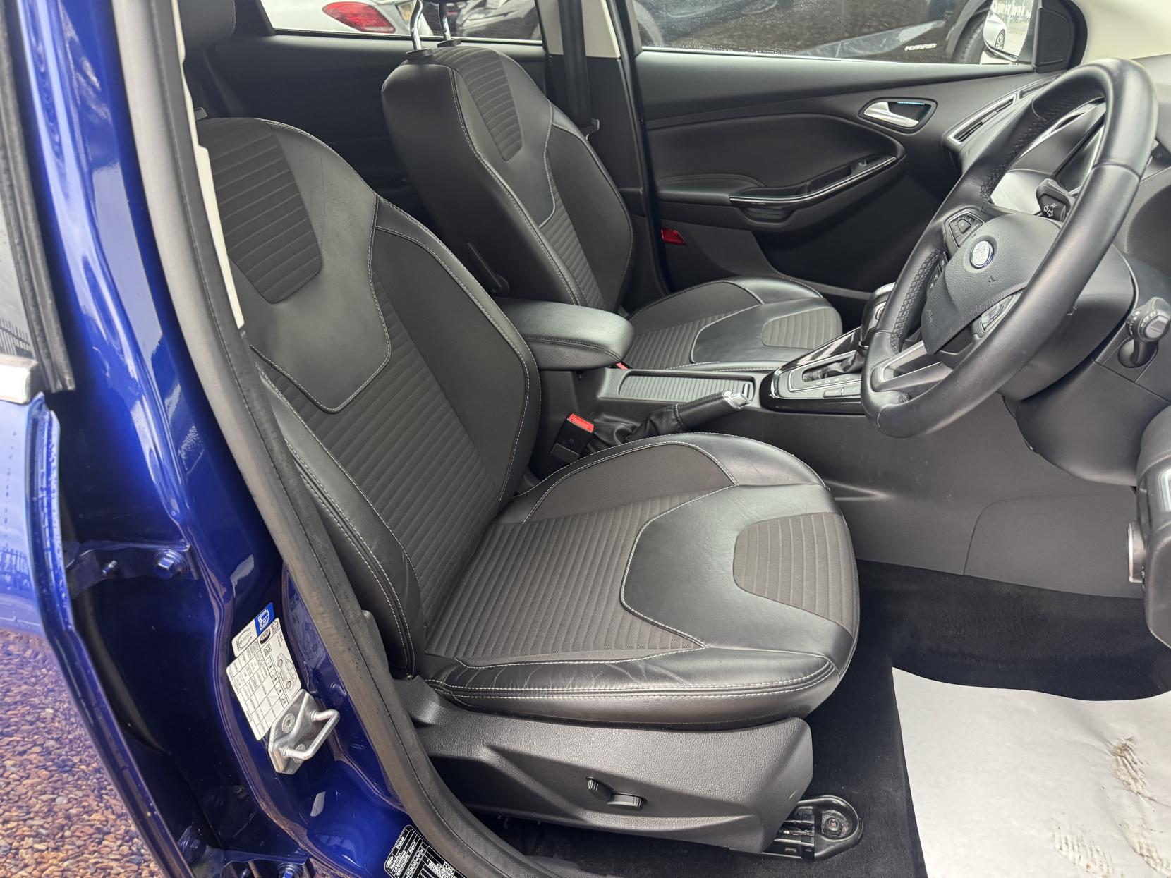 Ford Focus 1.0T EcoBoost Titanium X Hatchback 5dr Petrol Auto Euro 6 (s/s) (125 ps)