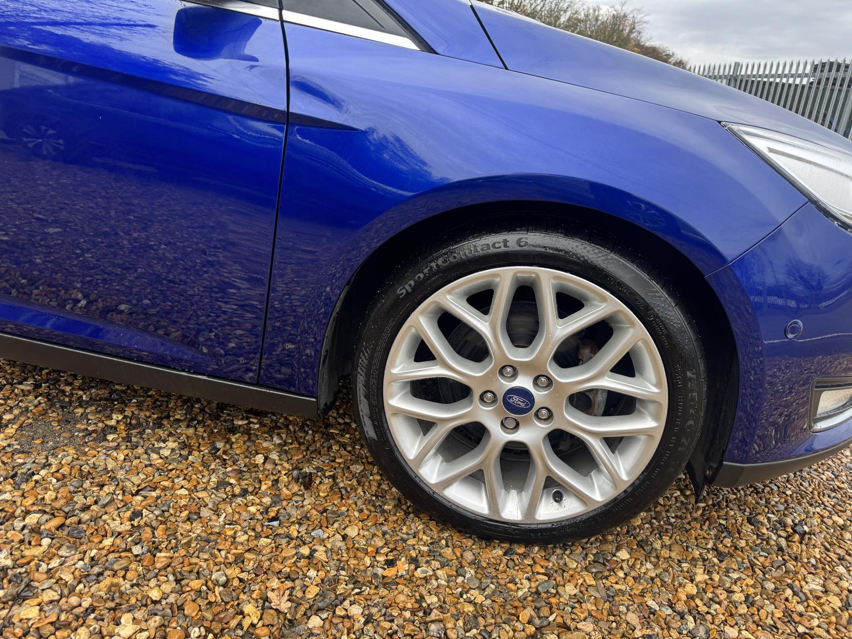 Ford Focus 1.0T EcoBoost Titanium X Hatchback 5dr Petrol Auto Euro 6 (s/s) (125 ps)