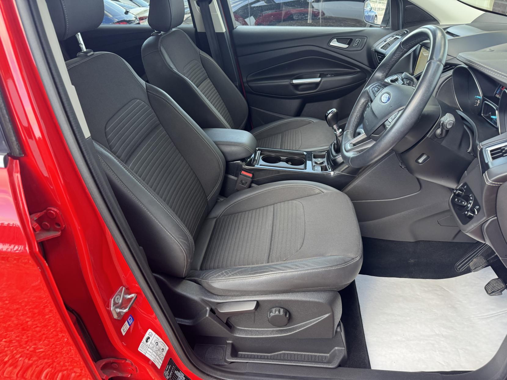 Ford Kuga 1.5T EcoBoost GPF Titanium SUV 5dr Petrol Manual 2WD Euro 6 (s/s) (150 ps)