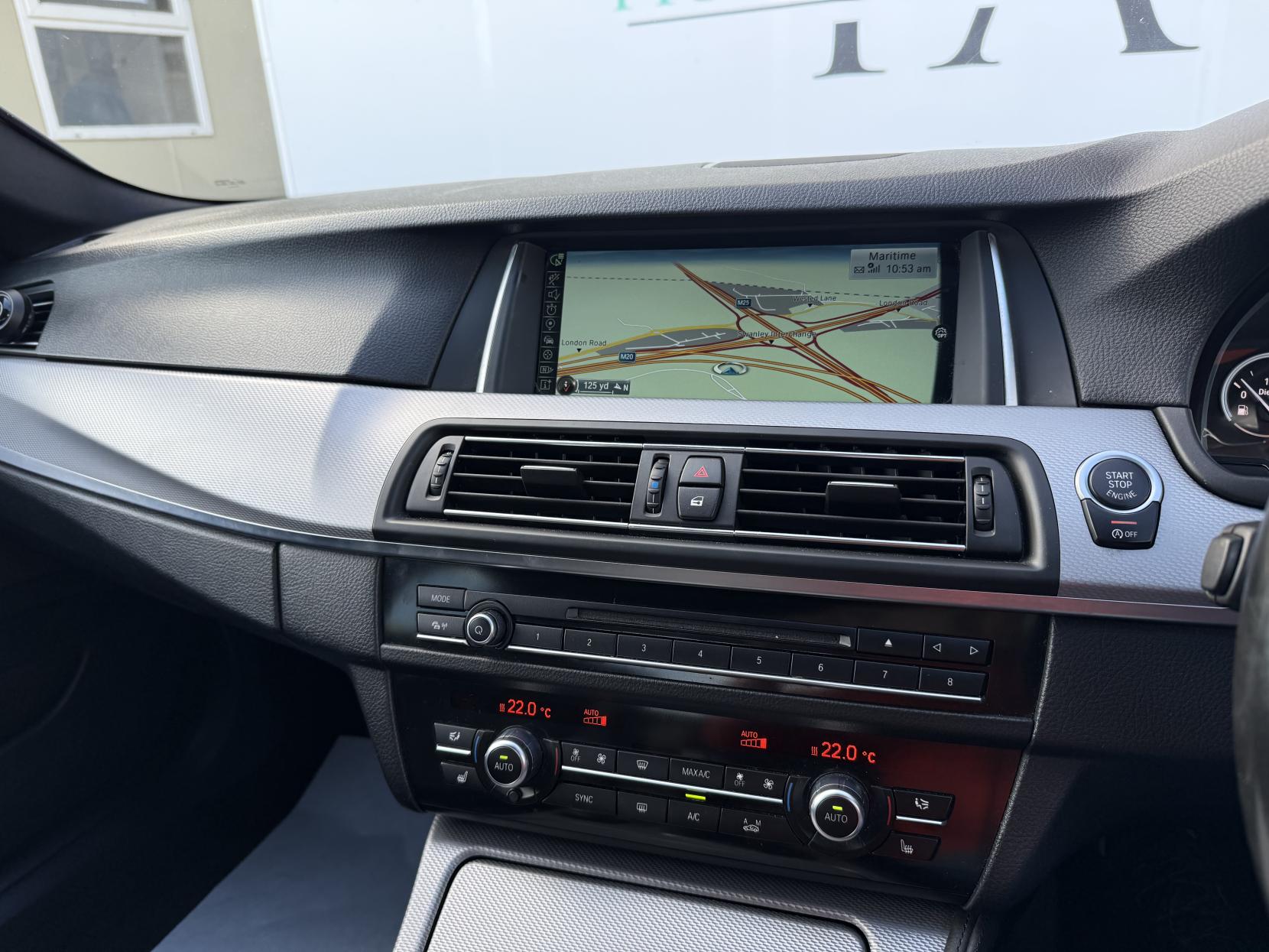 BMW 5 Series 3.0 535d M Sport Saloon 4dr Diesel Auto Euro 6 (s/s) (313 ps)