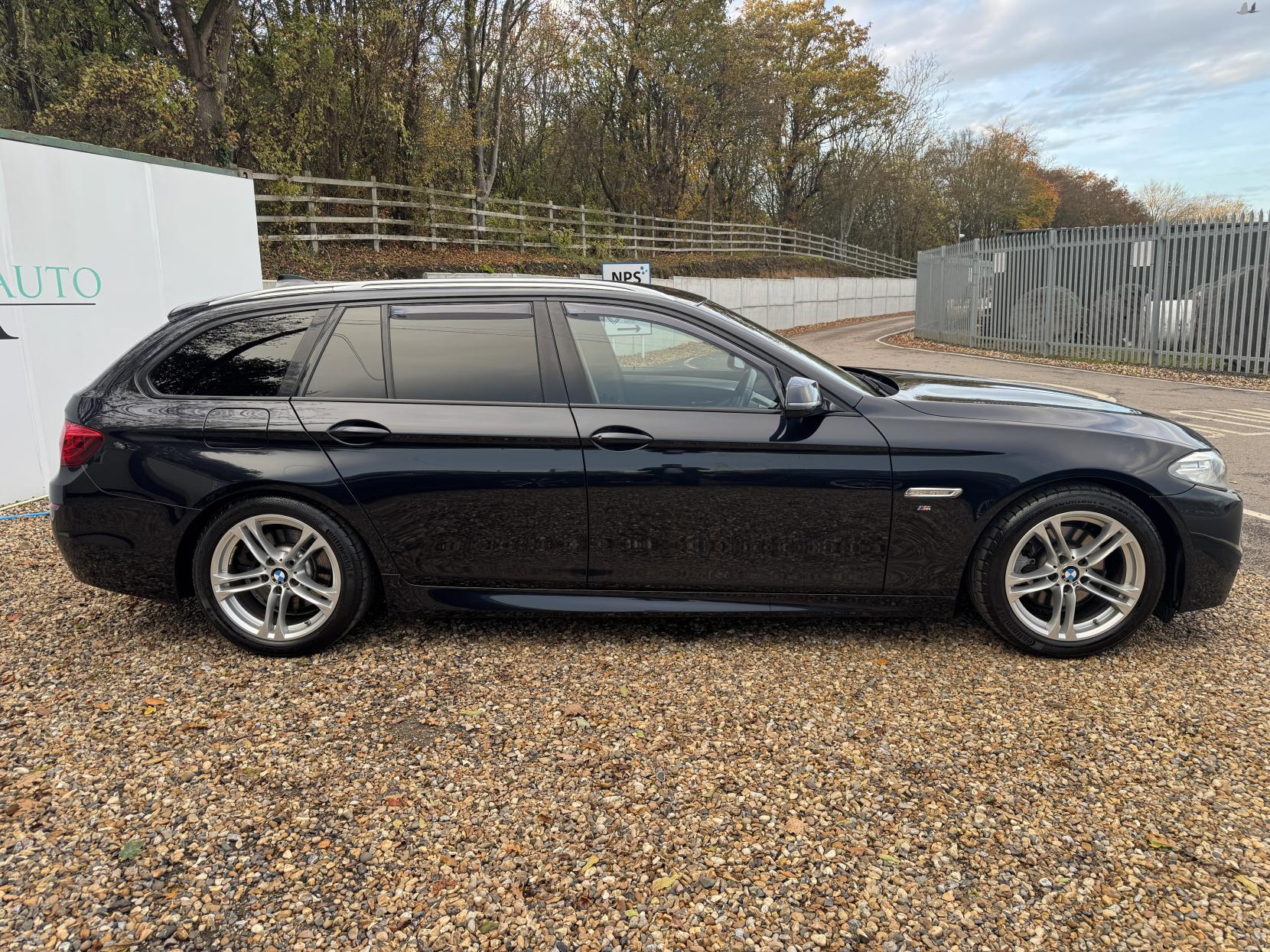 BMW 5 Series 2.0 520d M Sport Touring 5dr Diesel Auto Euro 6 (s/s) (190 ps)