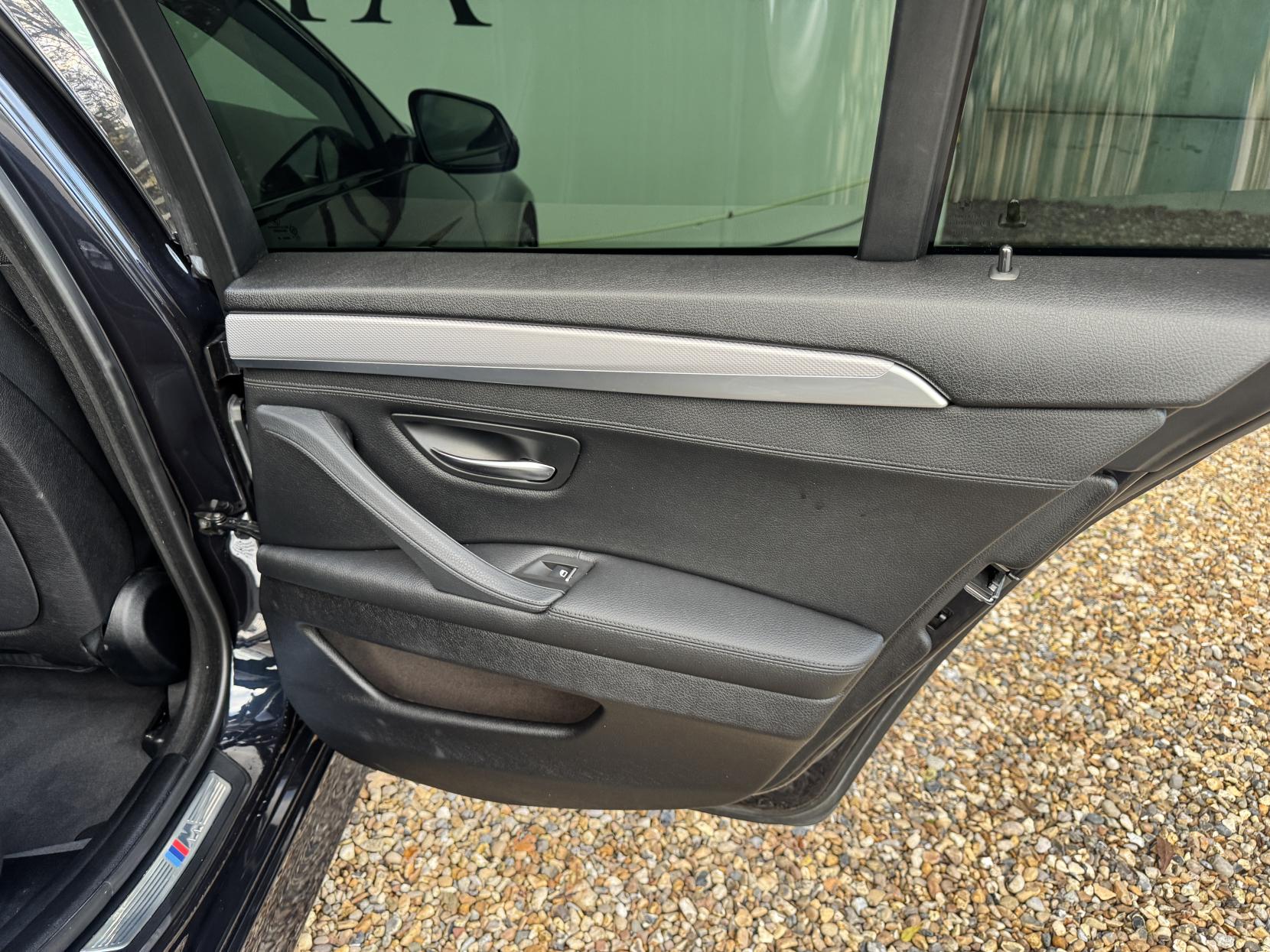 BMW 5 Series 2.0 520d M Sport Touring 5dr Diesel Auto Euro 6 (s/s) (190 ps)