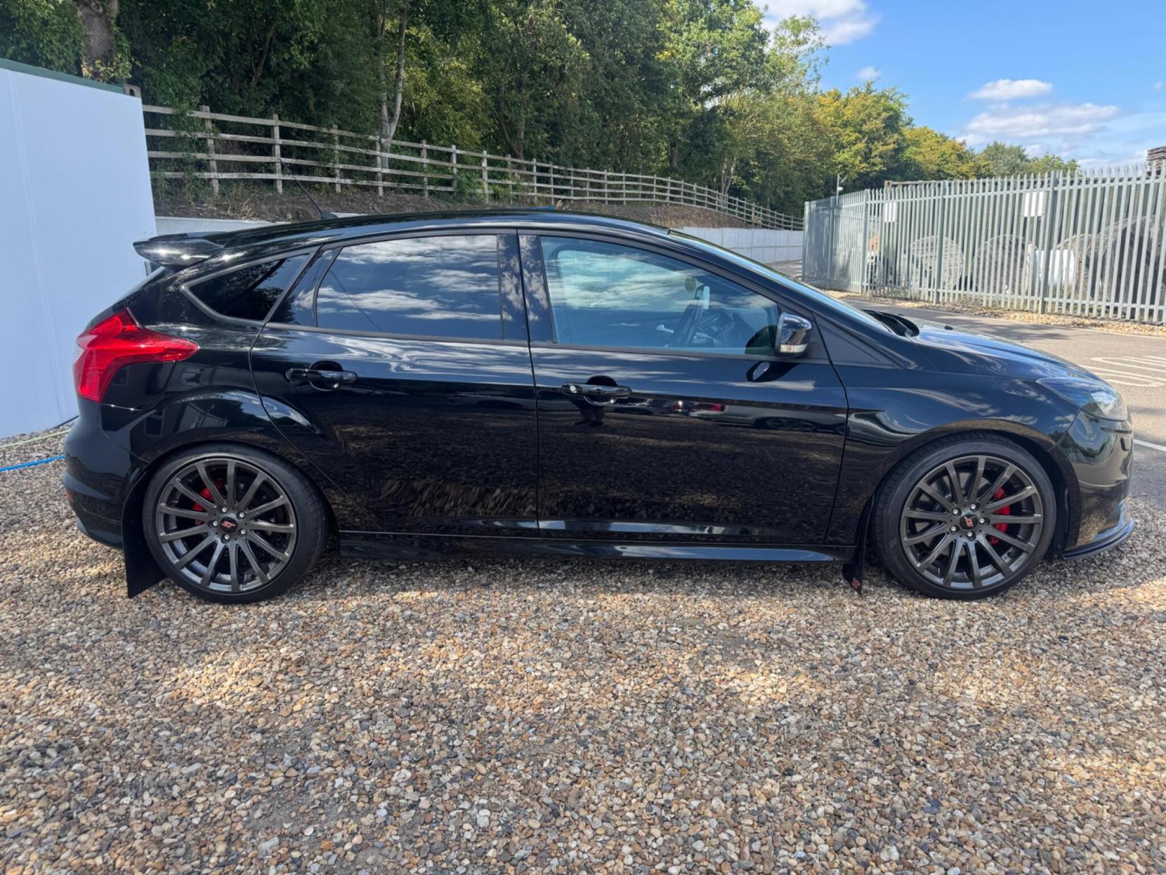 Ford Focus 2.0T EcoBoost ST-3 Euro 5 (s/s) 5dr