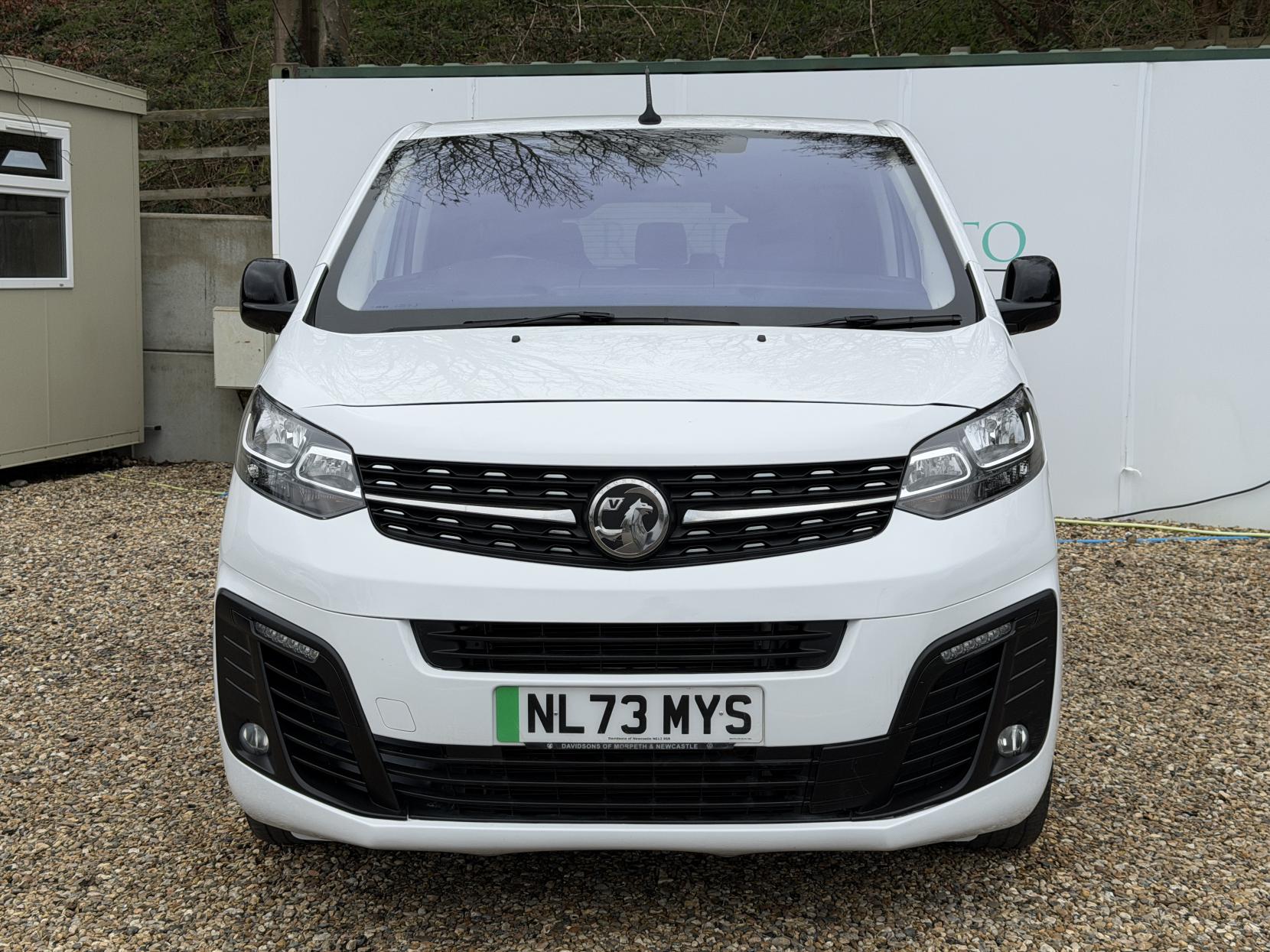 Vauxhall Vivaro Life Electric 50kWh Ultimate MPV 5dr Electric Auto LWB (8 Seat, 7.4kW Charger) (136 ps)