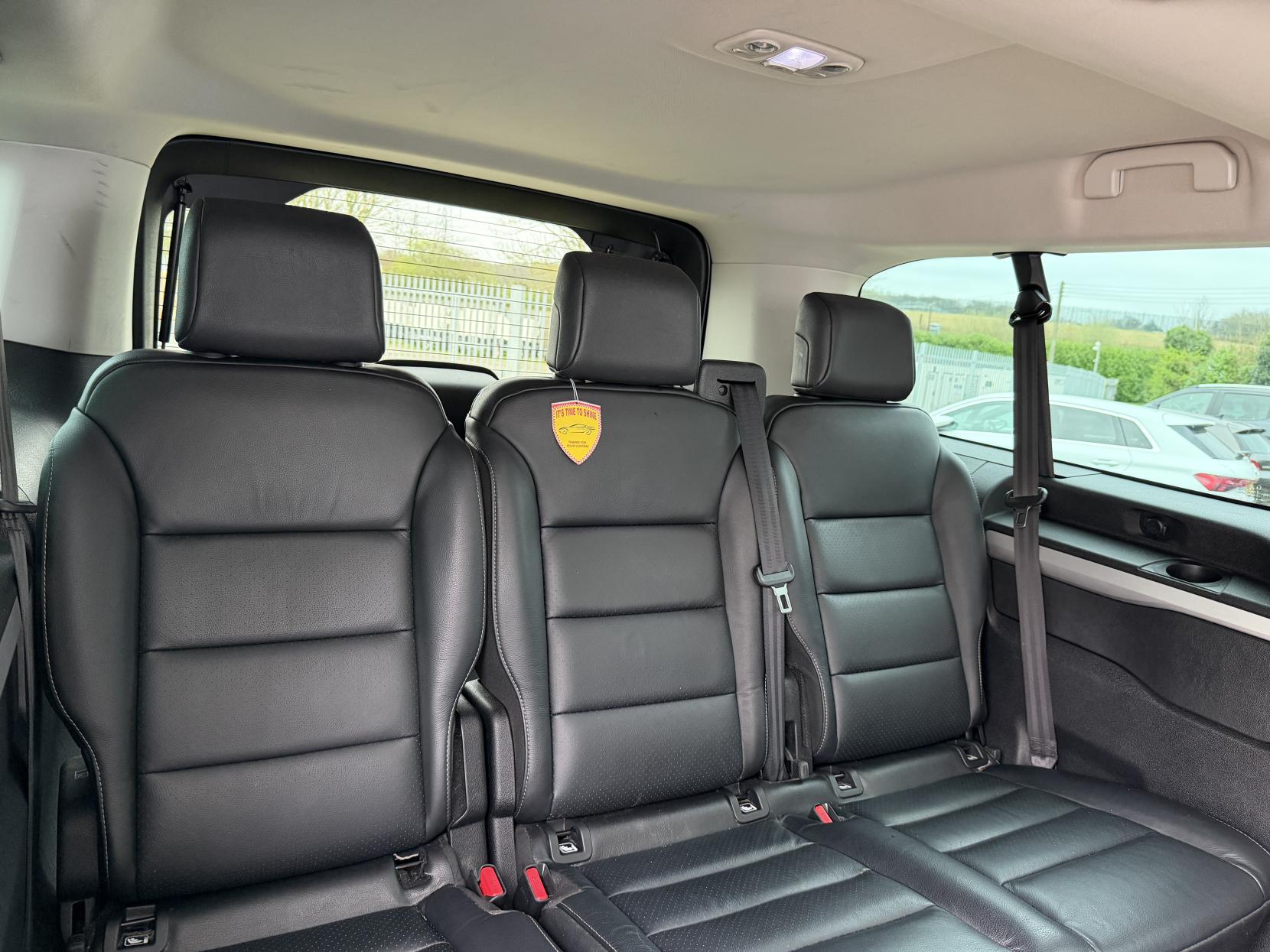 Vauxhall Vivaro Life Electric 50kWh Ultimate MPV 5dr Electric Auto LWB (8 Seat, 7.4kW Charger) (136 ps)