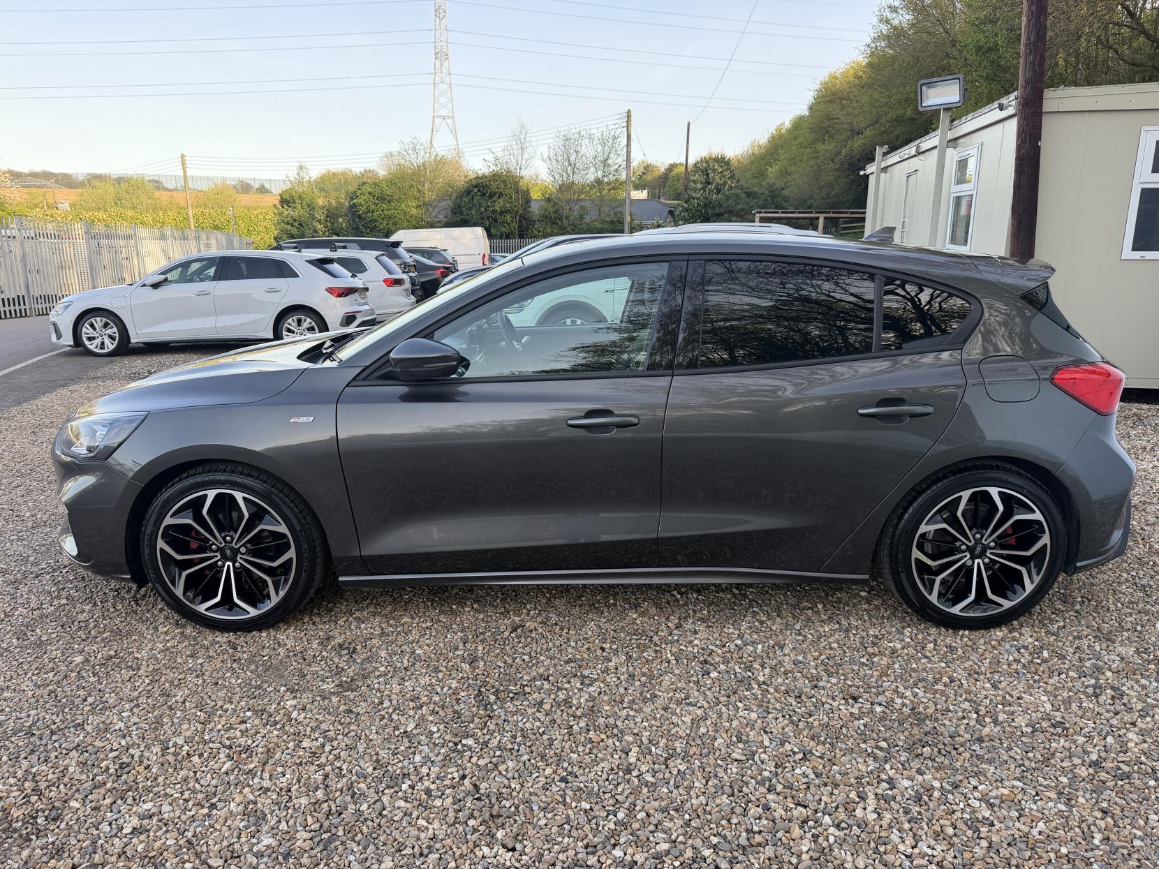 Ford Focus 1.0T EcoBoost ST-Line X Hatchback 5dr Petrol Manual Euro 6 (s/s) (125 ps)