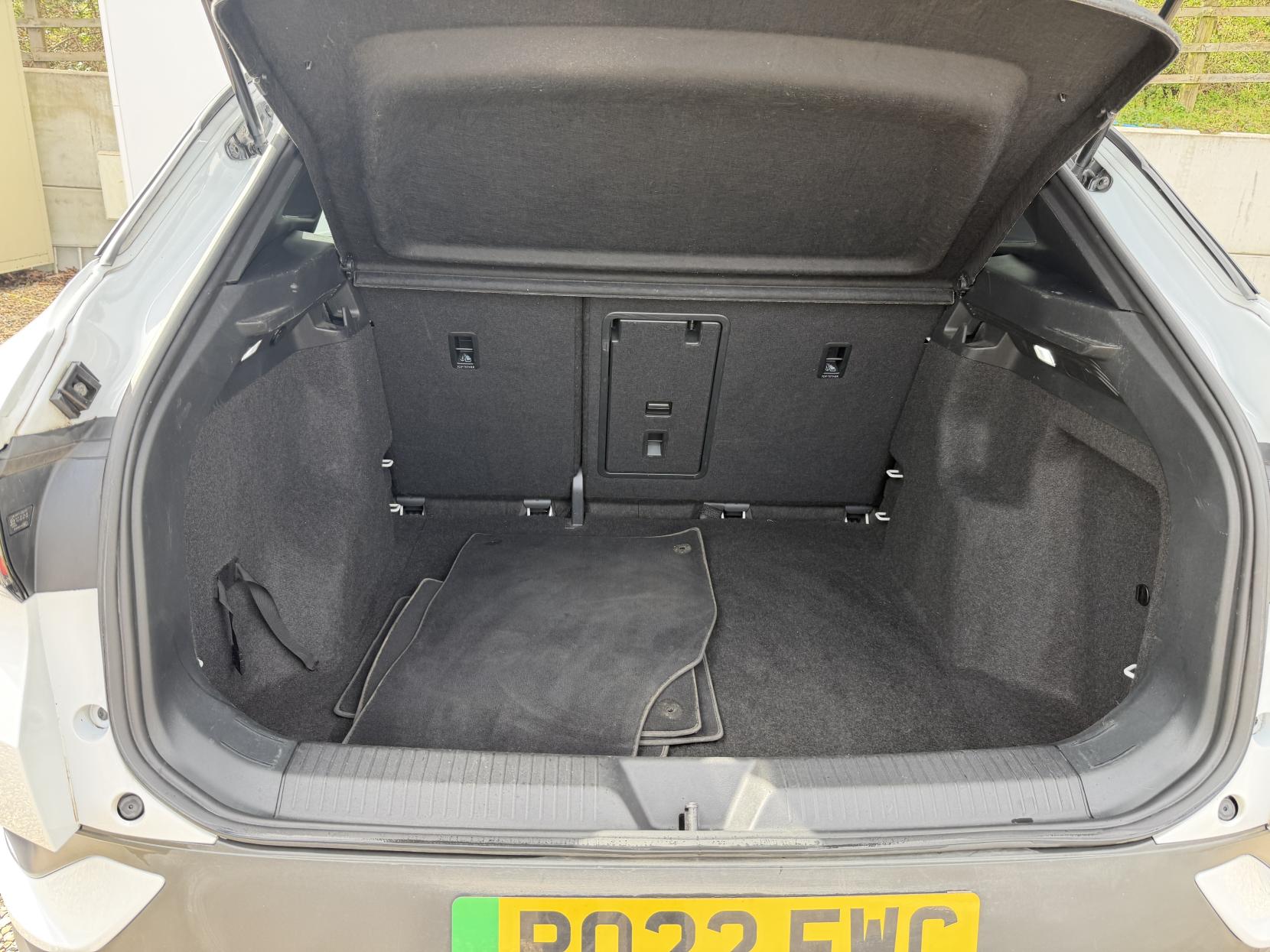 Volkswagen ID.4 Pro Performance 77kWh Life SUV 5dr Electric Auto (204 ps)