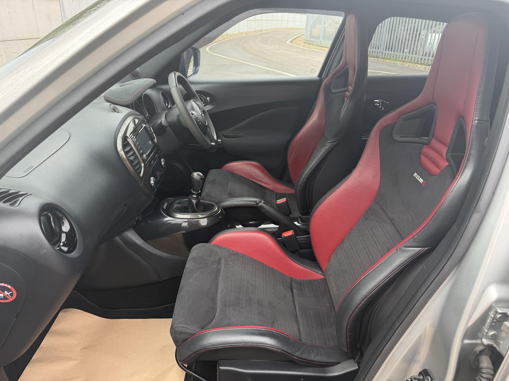 Nissan Juke 1.6 DIG-T Nismo RS SUV 5dr Petrol Manual Euro 6 (218 ps)