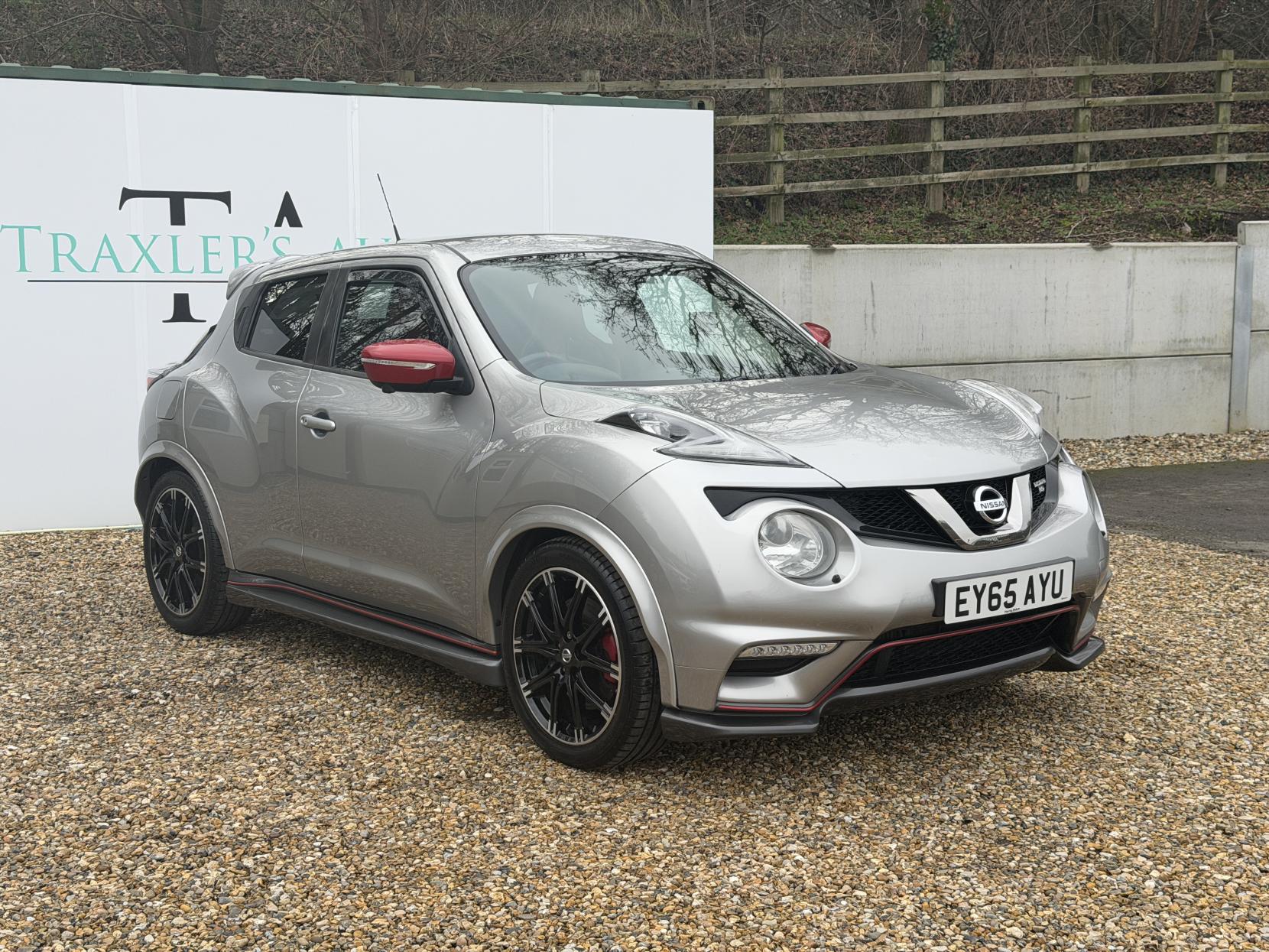 Nissan Juke 1.6 DIG-T Nismo RS SUV 5dr Petrol Manual Euro 6 (218 ps)