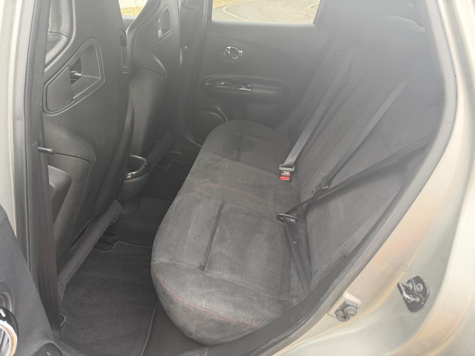 Nissan Juke 1.6 DIG-T Nismo RS SUV 5dr Petrol Manual Euro 6 (218 ps)