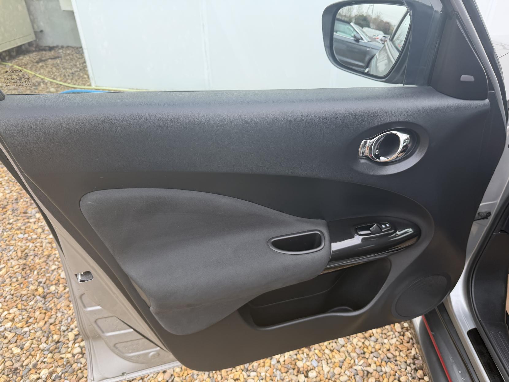 Nissan Juke 1.6 DIG-T Nismo RS SUV 5dr Petrol Manual Euro 6 (218 ps)