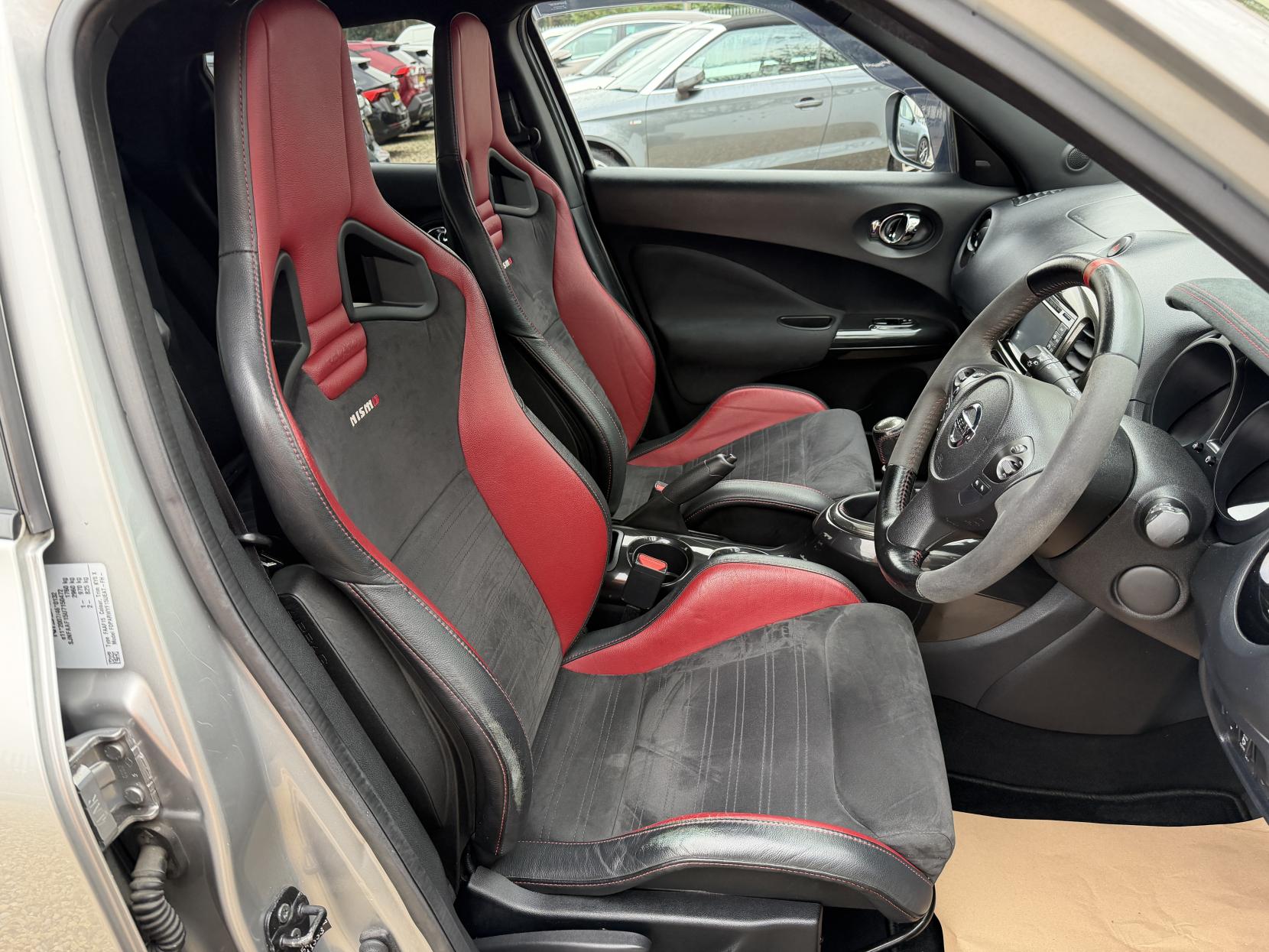 Nissan Juke 1.6 DIG-T Nismo RS SUV 5dr Petrol Manual Euro 6 (218 ps)