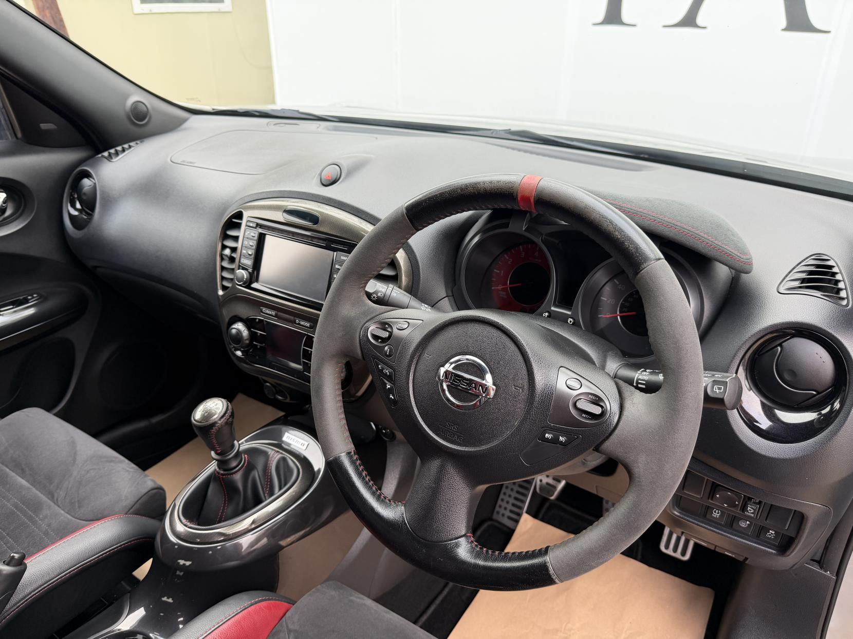 Nissan Juke 1.6 DIG-T Nismo RS SUV 5dr Petrol Manual Euro 6 (218 ps)