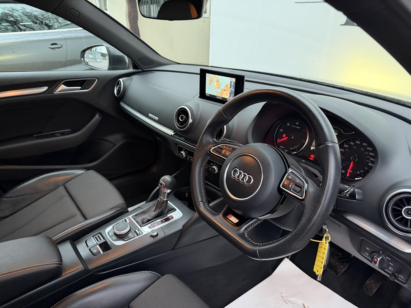 Audi A3 2.0 TDI S line Sportback 5dr Diesel S Tronic quattro Euro 6 (s/s) (Nav) (184 ps)