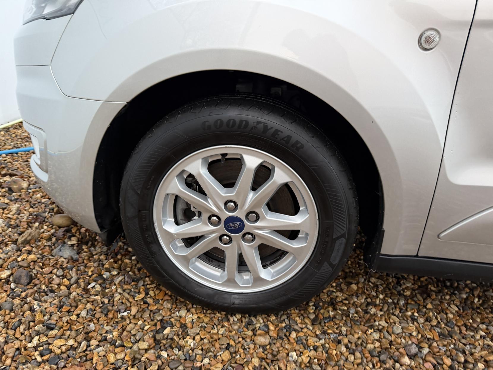 Ford Transit Connect 1.5 240 EcoBlue Limited Panel Van 5dr Diesel Manual L2 Euro 6 (s/s) (120 ps)