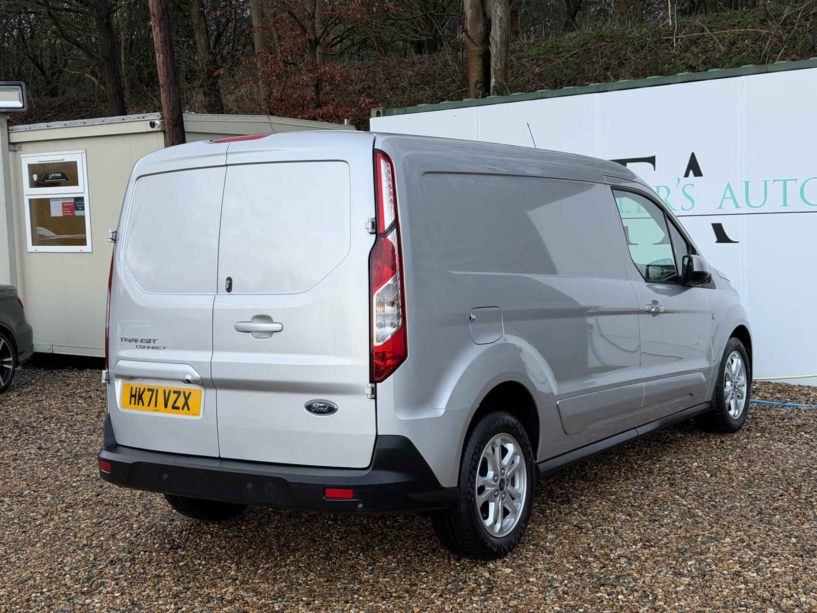 Ford Transit Connect 1.5 240 EcoBlue Limited Panel Van 5dr Diesel Manual L2 Euro 6 (s/s) (120 ps)