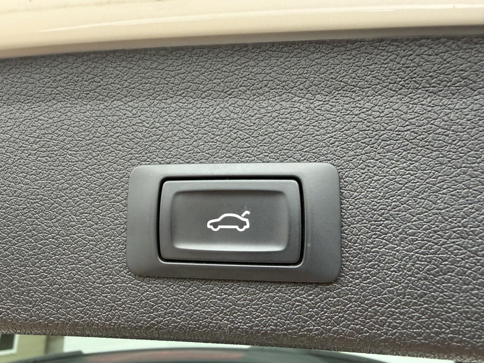 Audi SQ5 3.0 BiTDI V6 Plus SUV 5dr Diesel Tiptronic quattro Euro 6 (s/s) (340 ps)