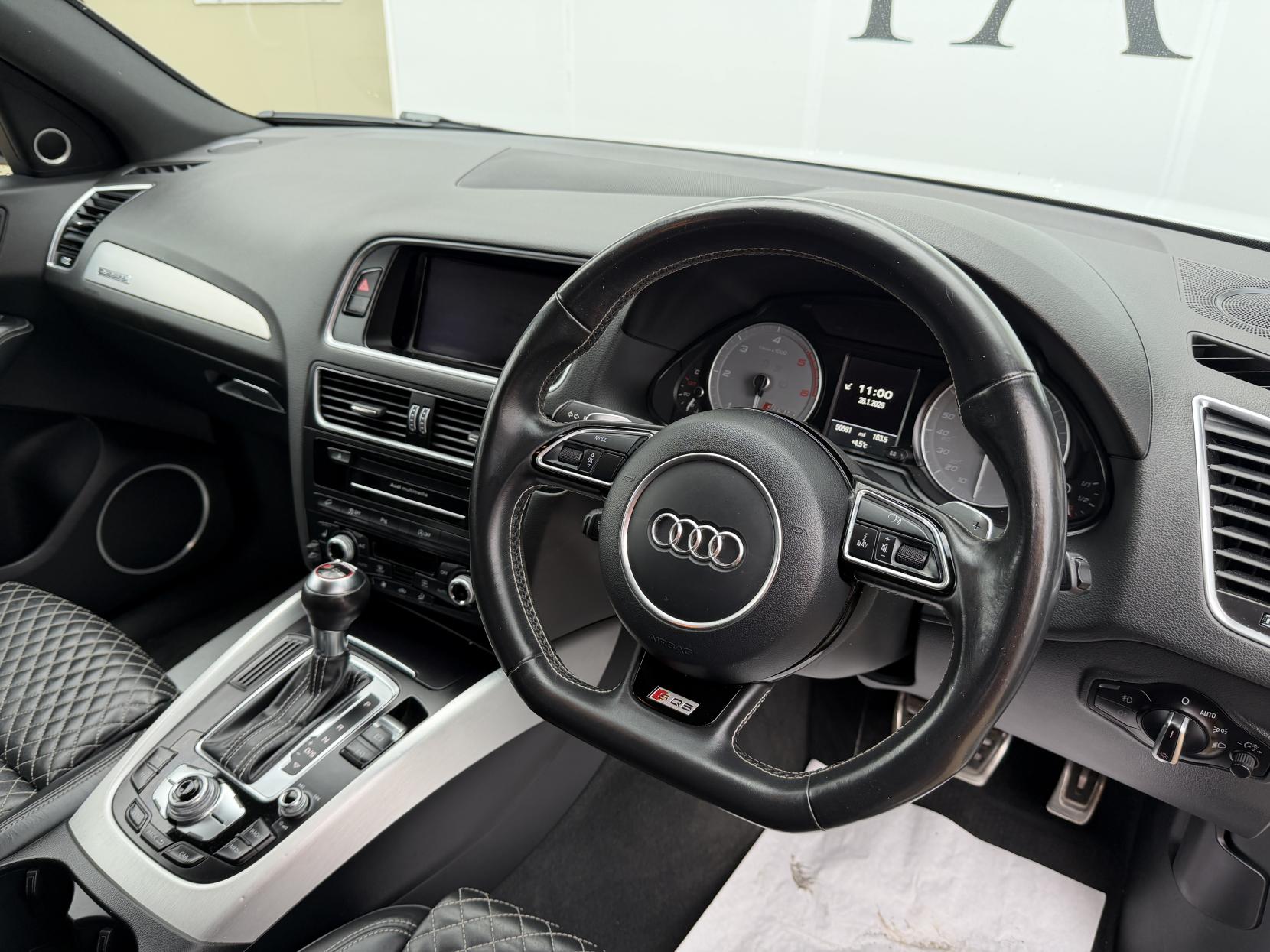 Audi SQ5 3.0 BiTDI V6 Plus SUV 5dr Diesel Tiptronic quattro Euro 6 (s/s) (340 ps)