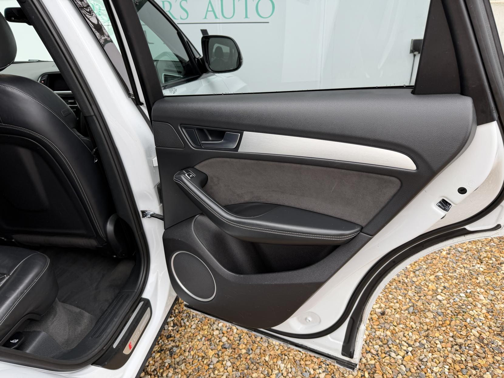 Audi SQ5 3.0 BiTDI V6 Plus SUV 5dr Diesel Tiptronic quattro Euro 6 (s/s) (340 ps)