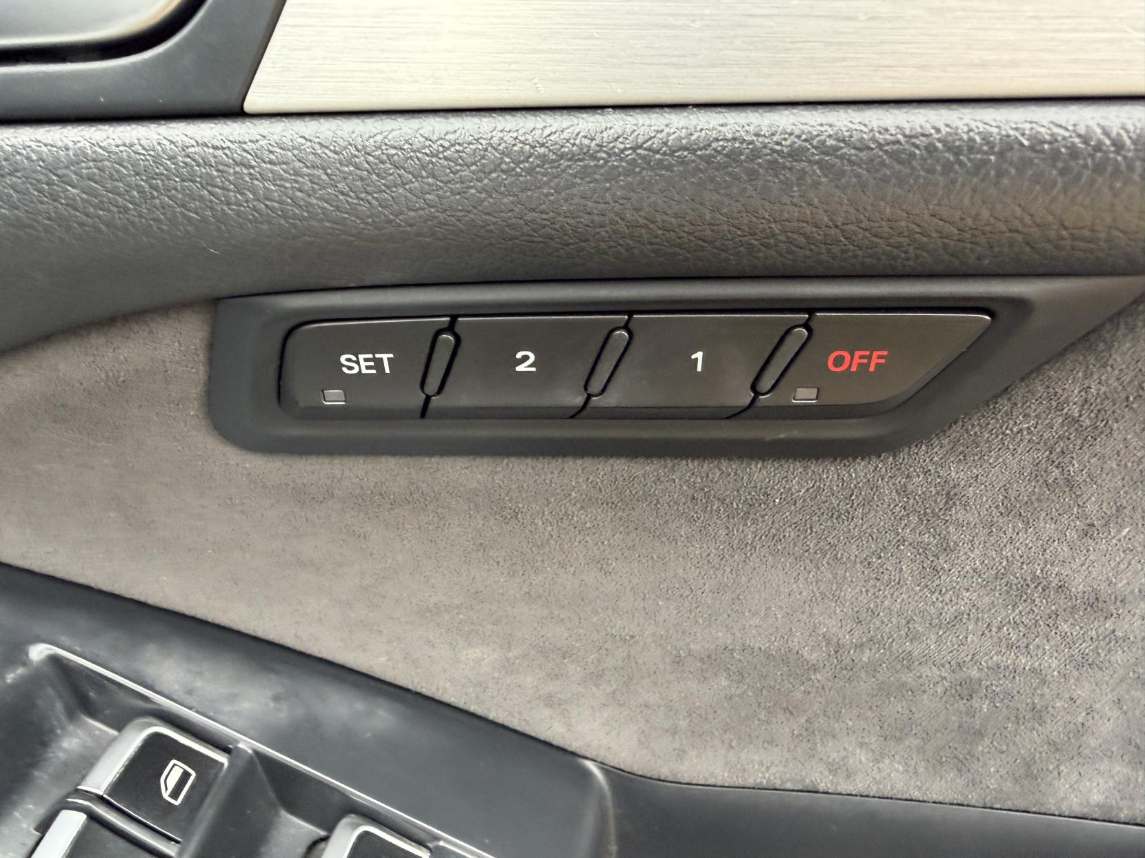 Audi SQ5 3.0 BiTDI V6 Plus SUV 5dr Diesel Tiptronic quattro Euro 6 (s/s) (340 ps)