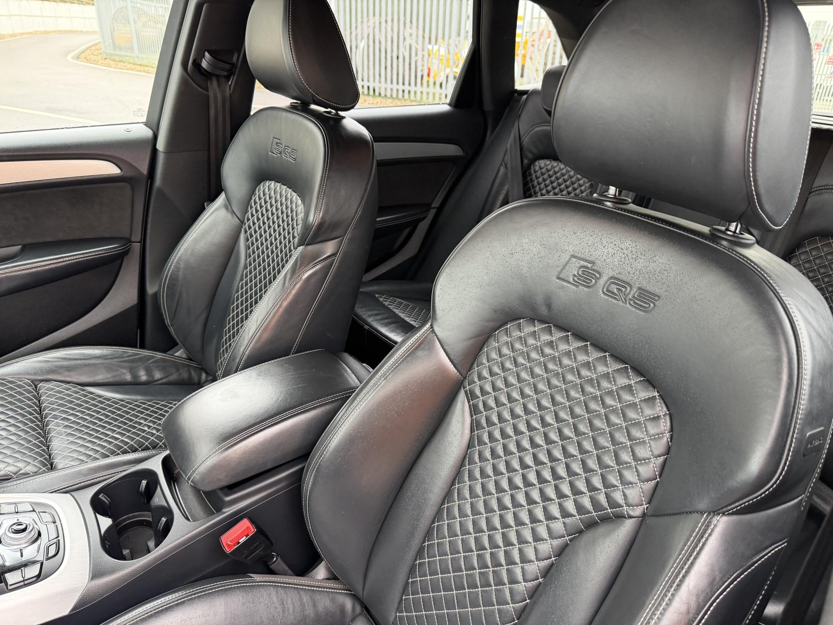 Audi SQ5 3.0 BiTDI V6 Plus SUV 5dr Diesel Tiptronic quattro Euro 6 (s/s) (340 ps)