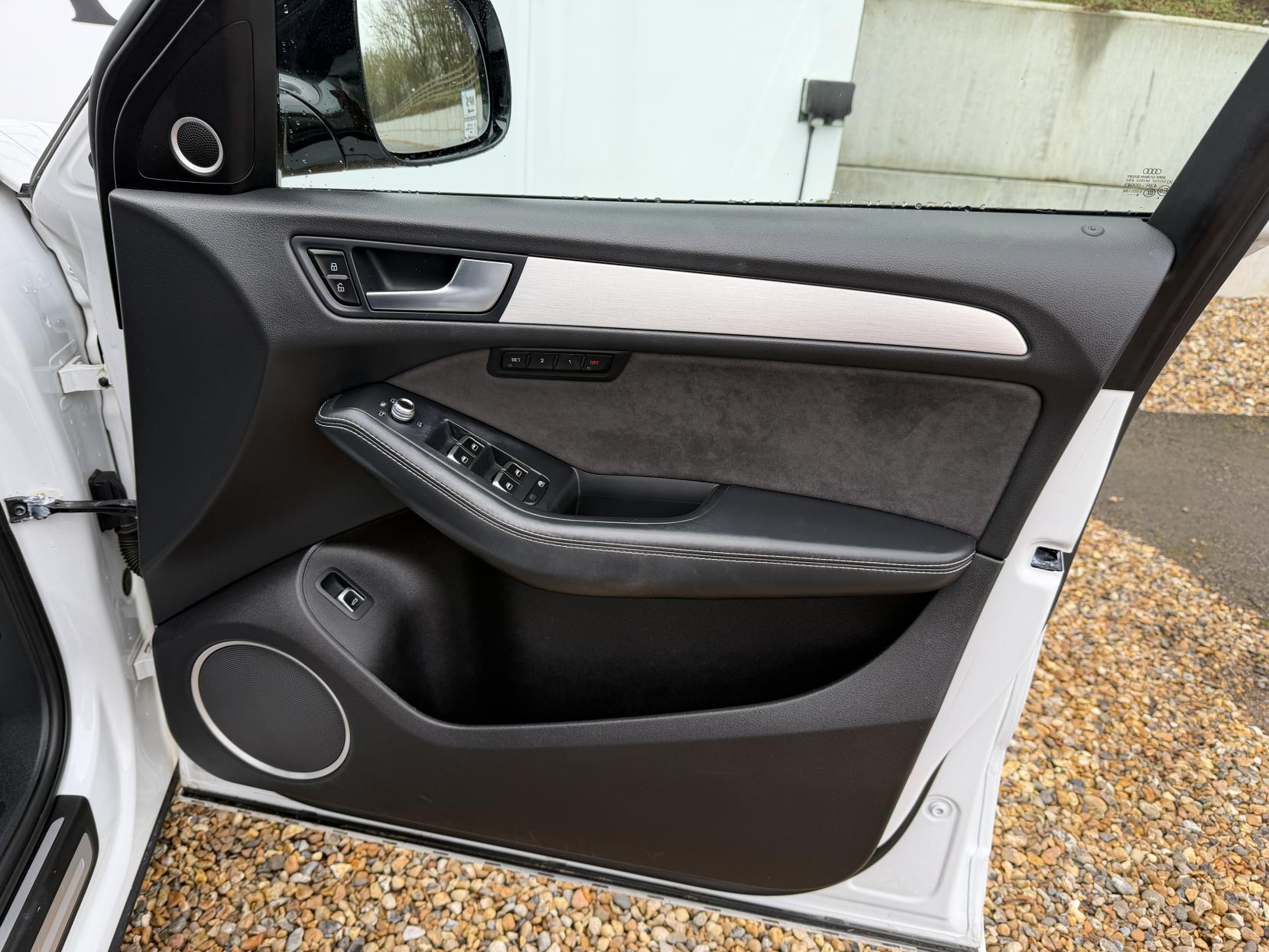 Audi SQ5 3.0 BiTDI V6 Plus SUV 5dr Diesel Tiptronic quattro Euro 6 (s/s) (340 ps)