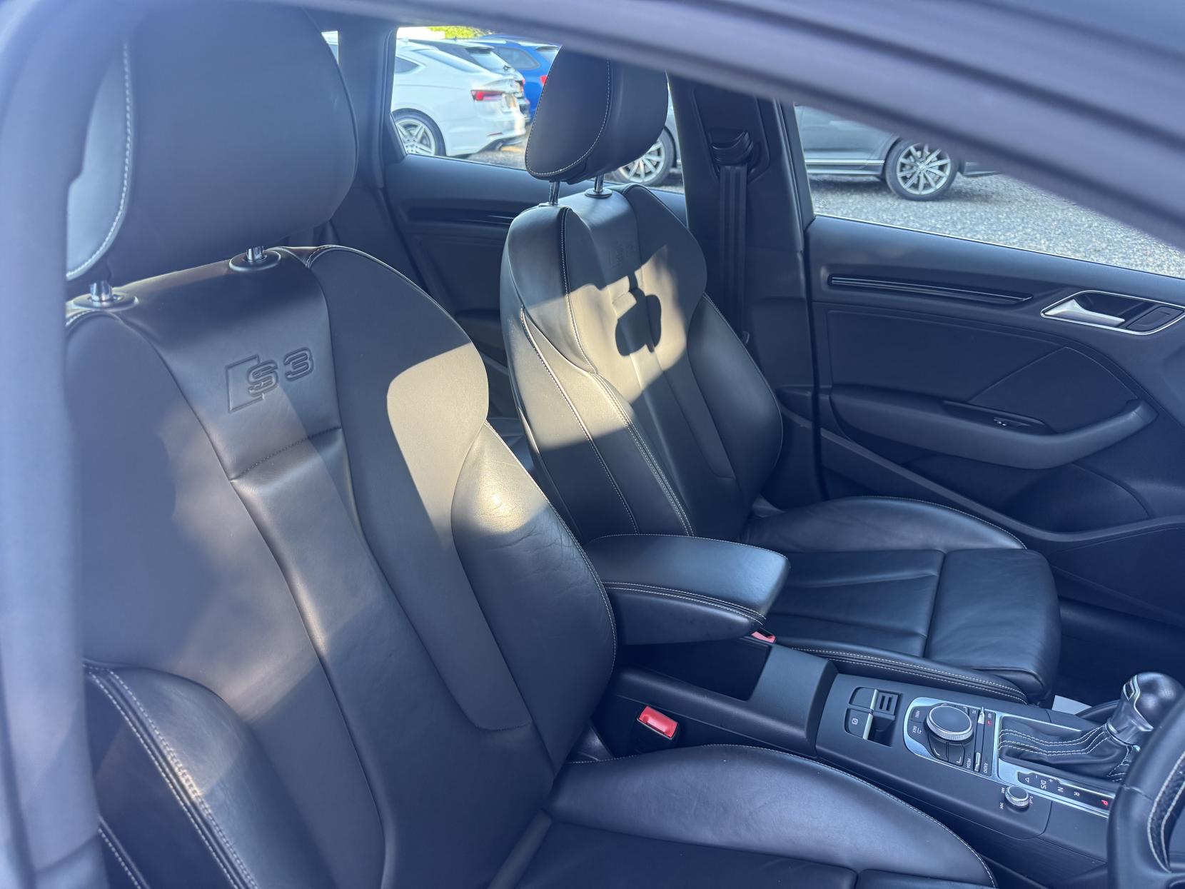 Audi S3 2.0 TFSI Sportback 5dr Petrol S Tronic quattro Euro 6 (s/s) (300 ps)