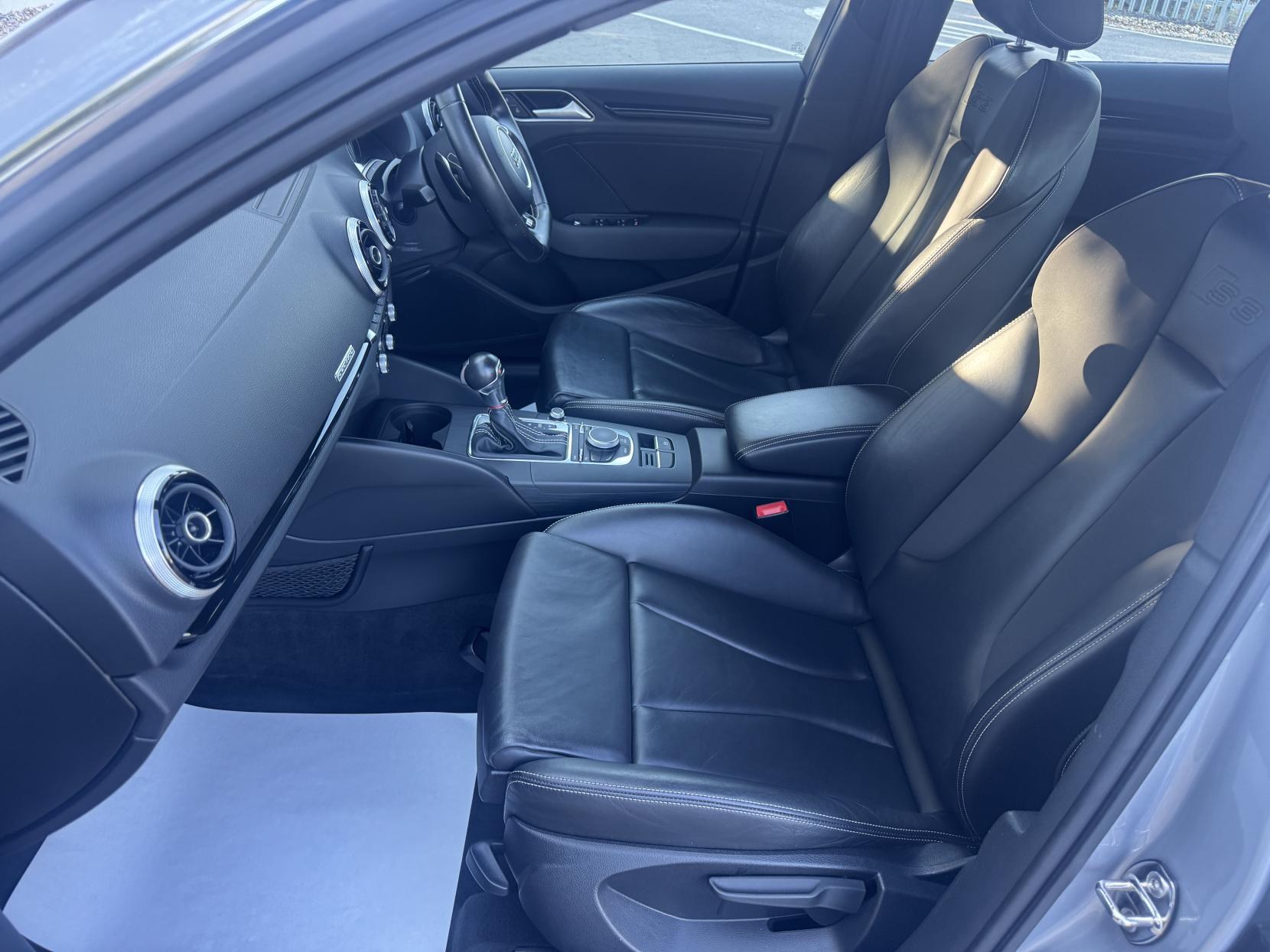 Audi S3 2.0 TFSI Sportback 5dr Petrol S Tronic quattro Euro 6 (s/s) (300 ps)