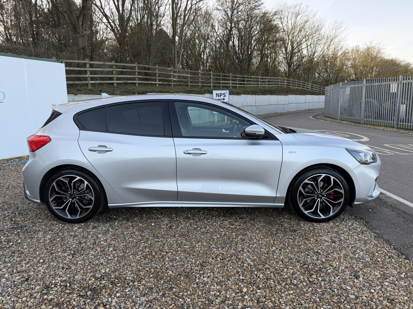 Ford Focus 1.0T EcoBoost ST-Line X Hatchback 5dr Petrol Auto Euro 6 (s/s) (125 ps)