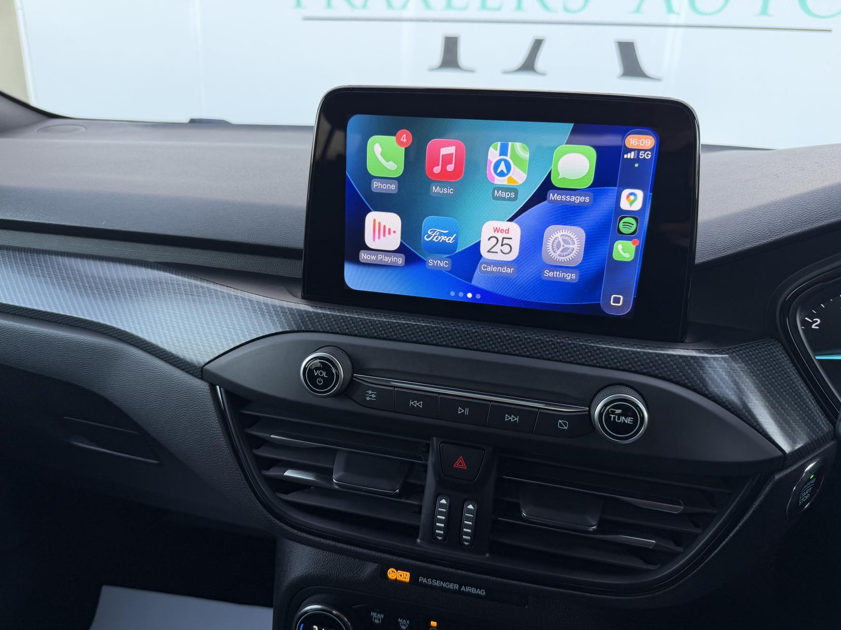 Ford Focus 1.0T EcoBoost ST-Line X Hatchback 5dr Petrol Auto Euro 6 (s/s) (125 ps)